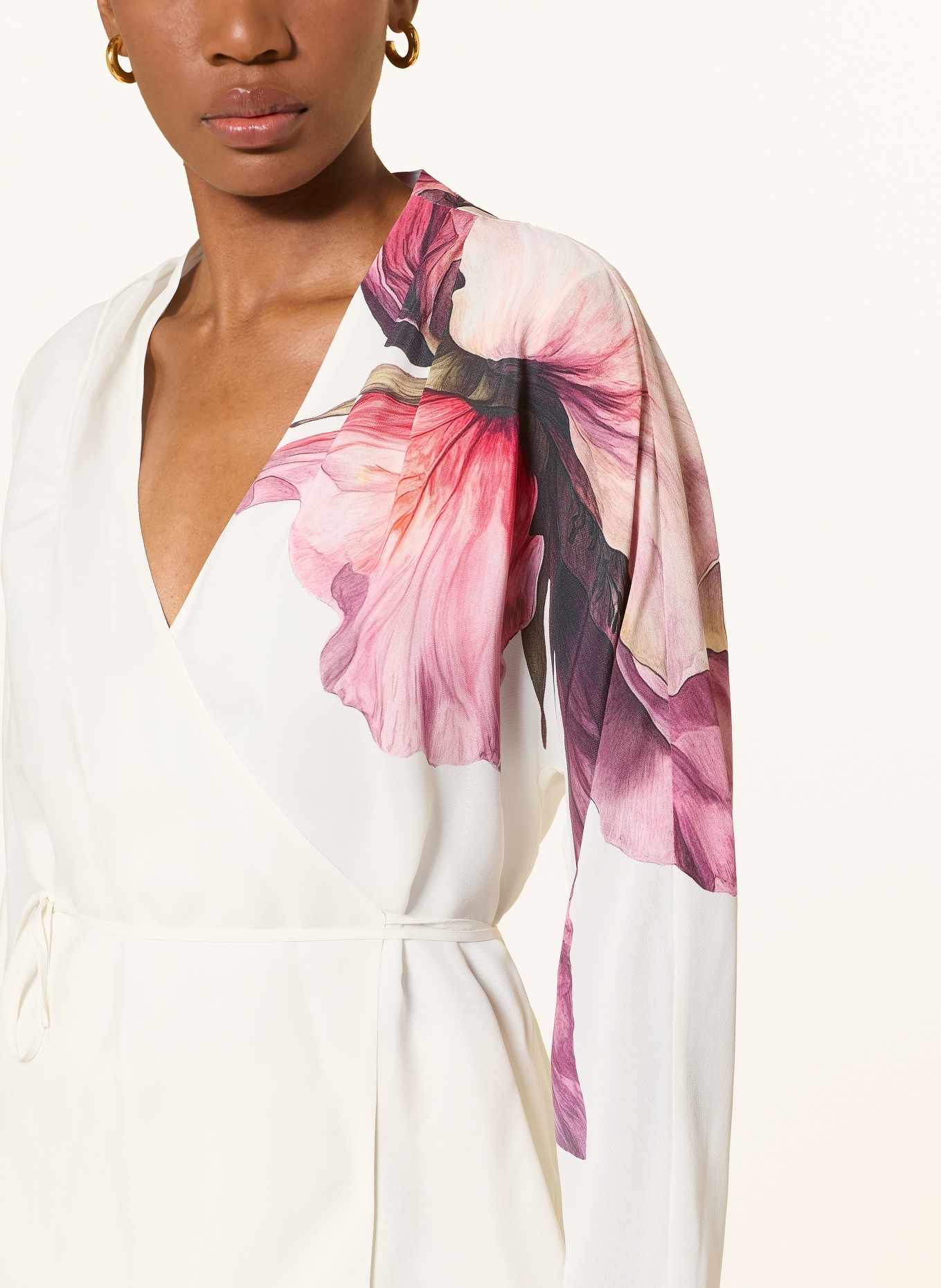 TED BAKER Blůza s překříženým výstřihem JOLEENE: BÍLÁ / TMAVĚ FIALOVÁ / TMAVĚ ČERVENÁ