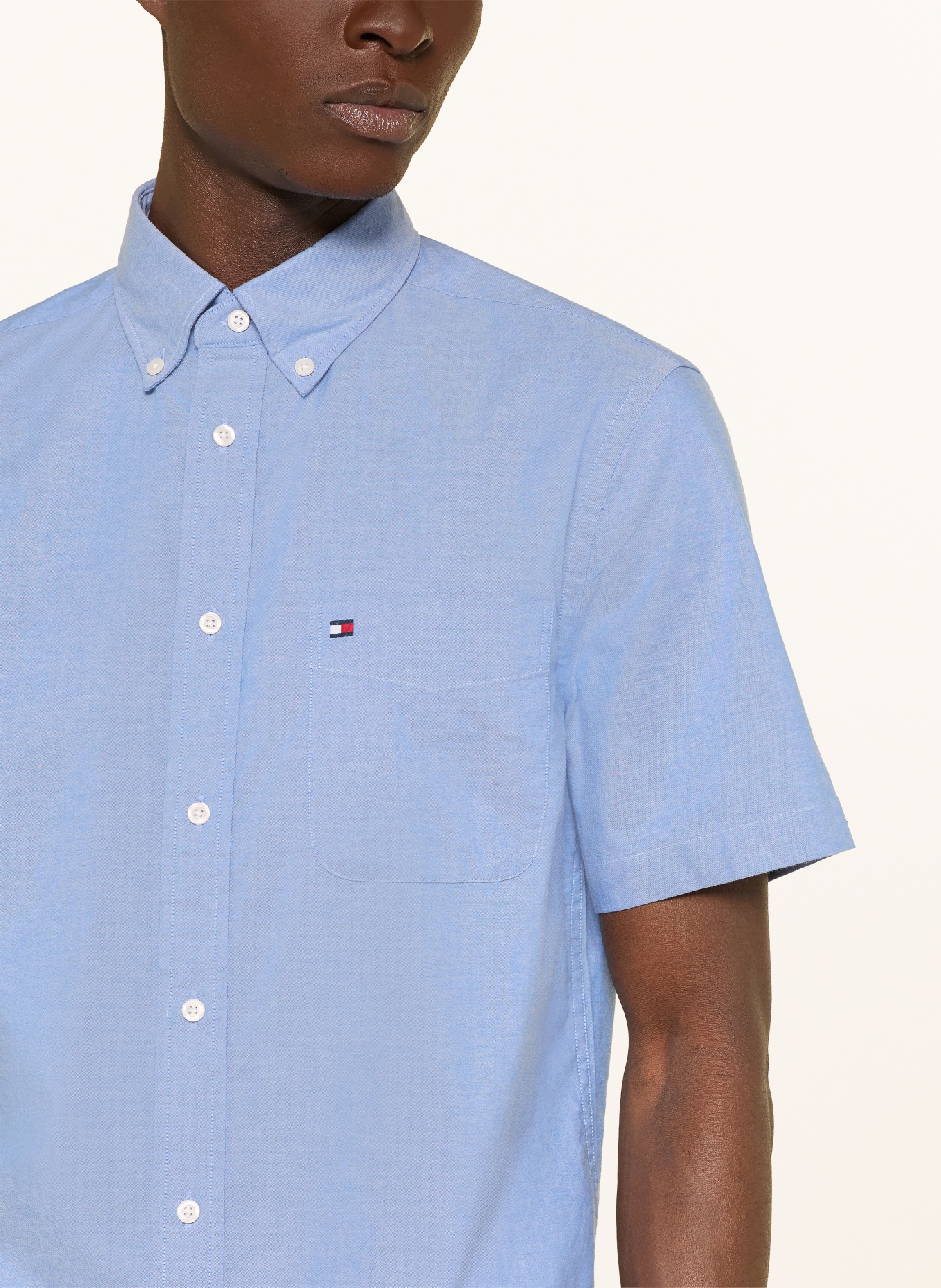 TOMMY HILFIGER Kurzarm-Hemd Regular Fit: BLAU