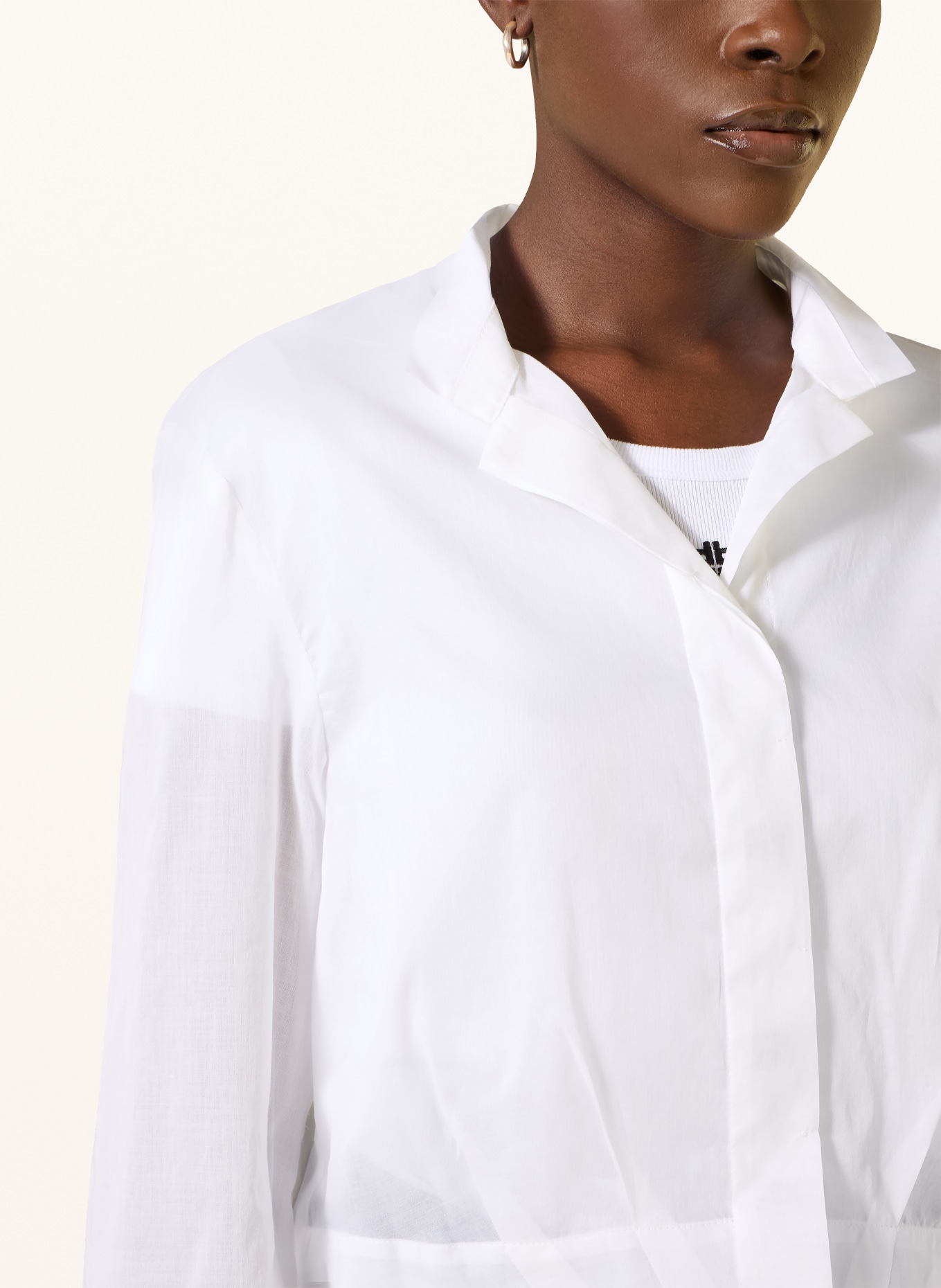 RIANI tričko s límečkem: BÍLÁ