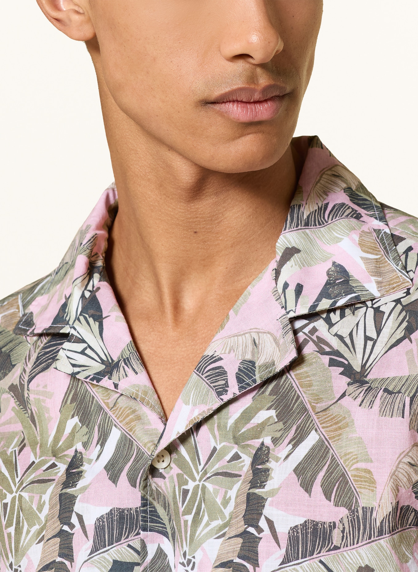 JOOP! JEANS Resorthemd HANES Comfort Fit: GRÜN / BRAUN / ROSA