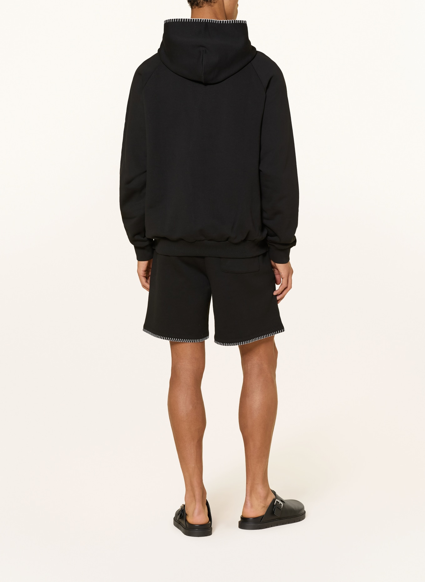 HUGO Sweatshorts DARONSO: SCHWARZ