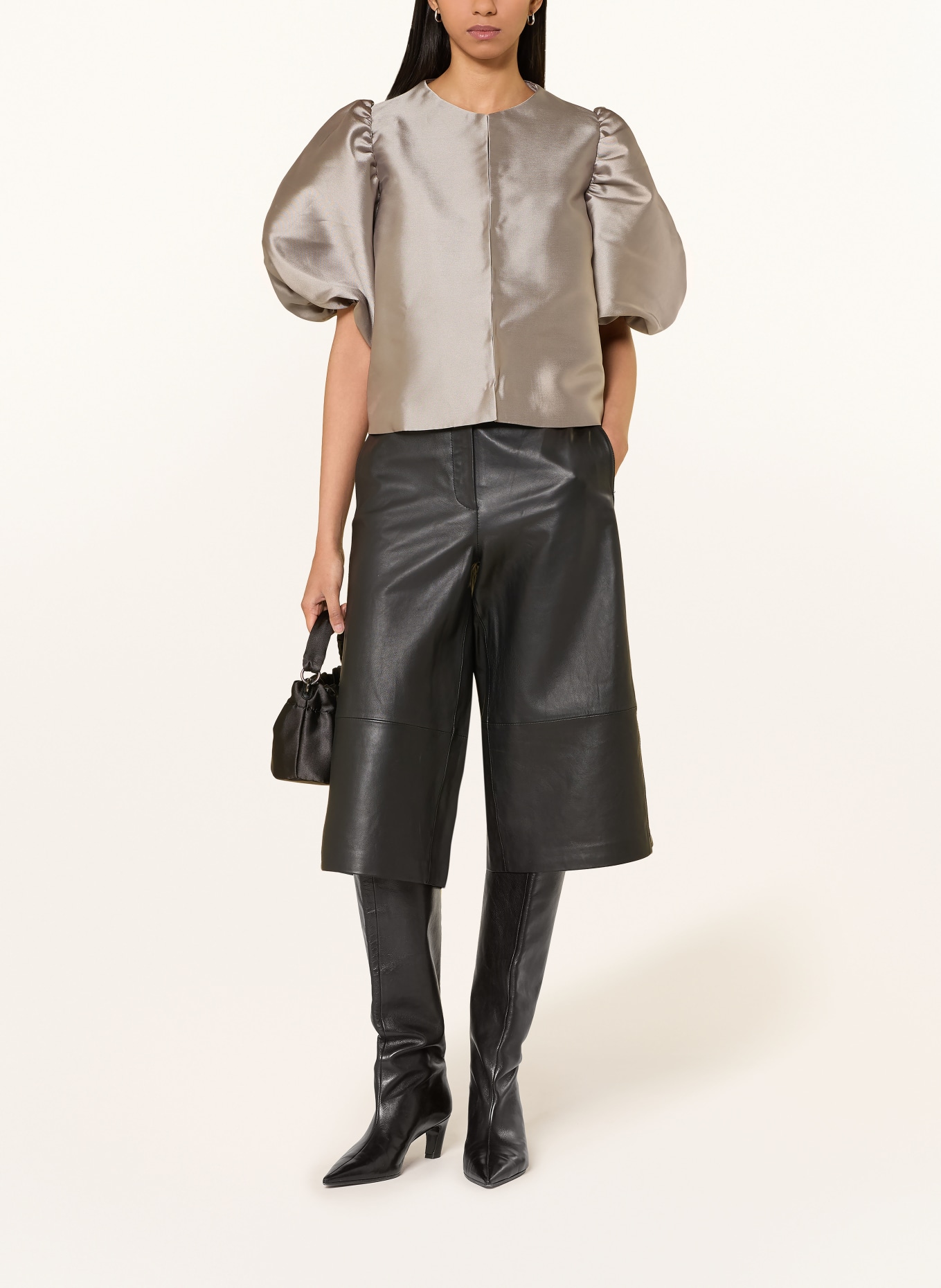 MALINA Blusenshirt CLEO aus Satin: TAUPE