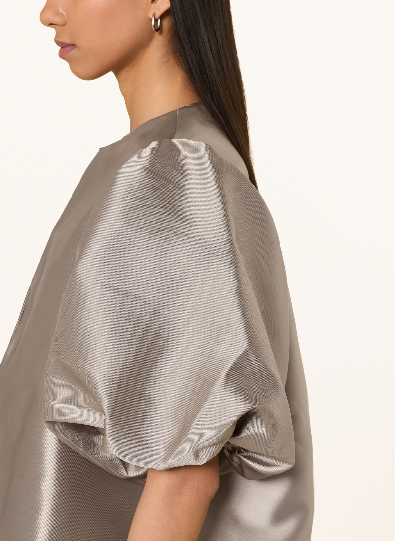 MALINA Blusenshirt CLEO aus Satin: TAUPE