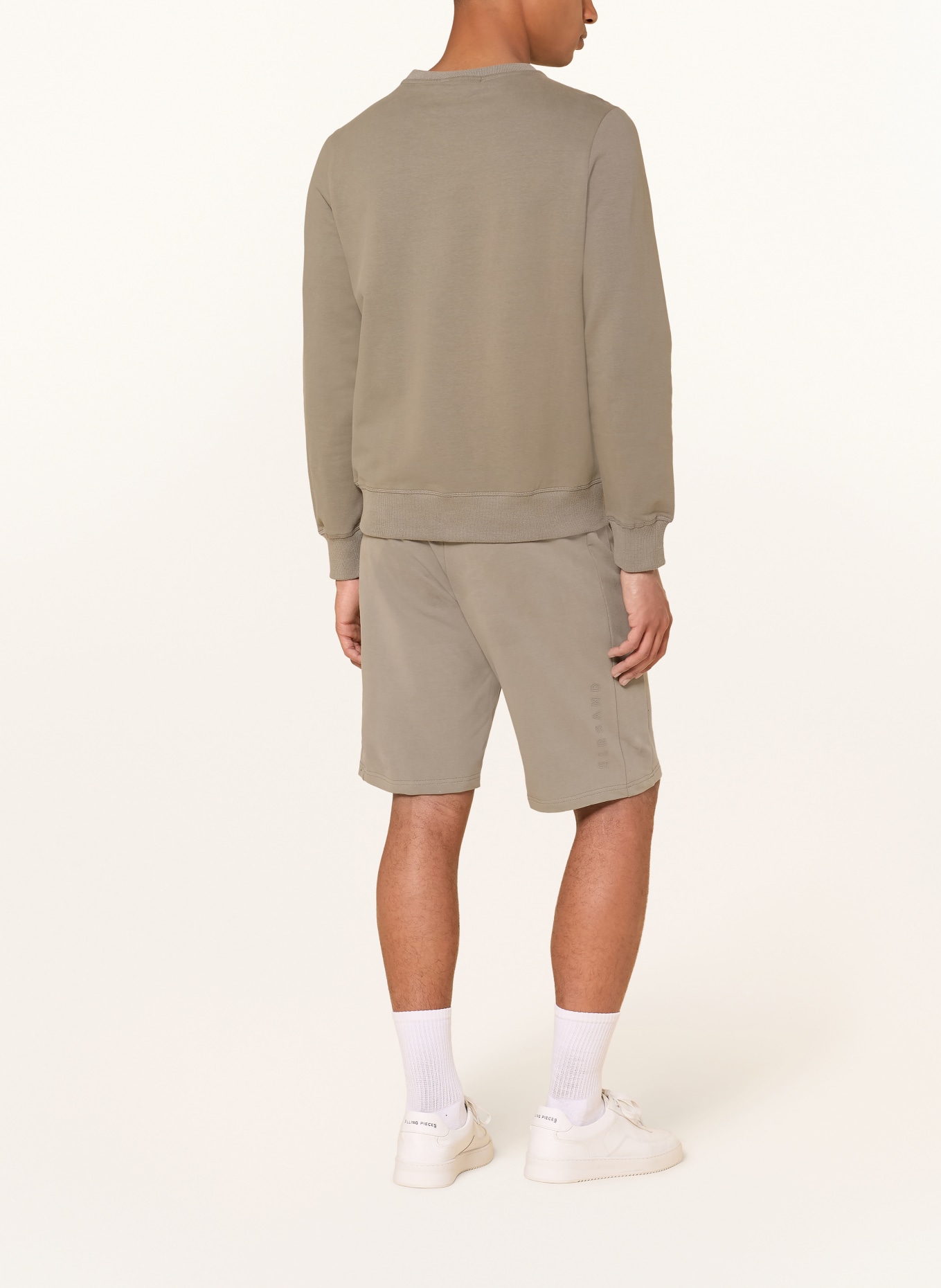 ELBSAND Sweat-shirt JARIS coupe classique: OLIVE