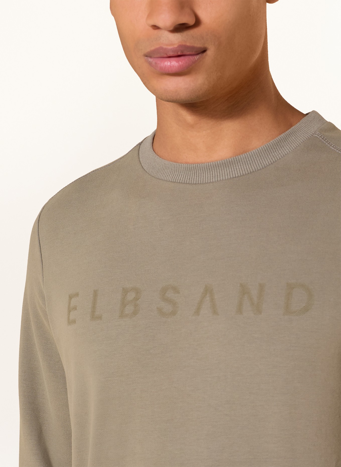 ELBSAND Sweat-shirt JARIS coupe classique: OLIVE