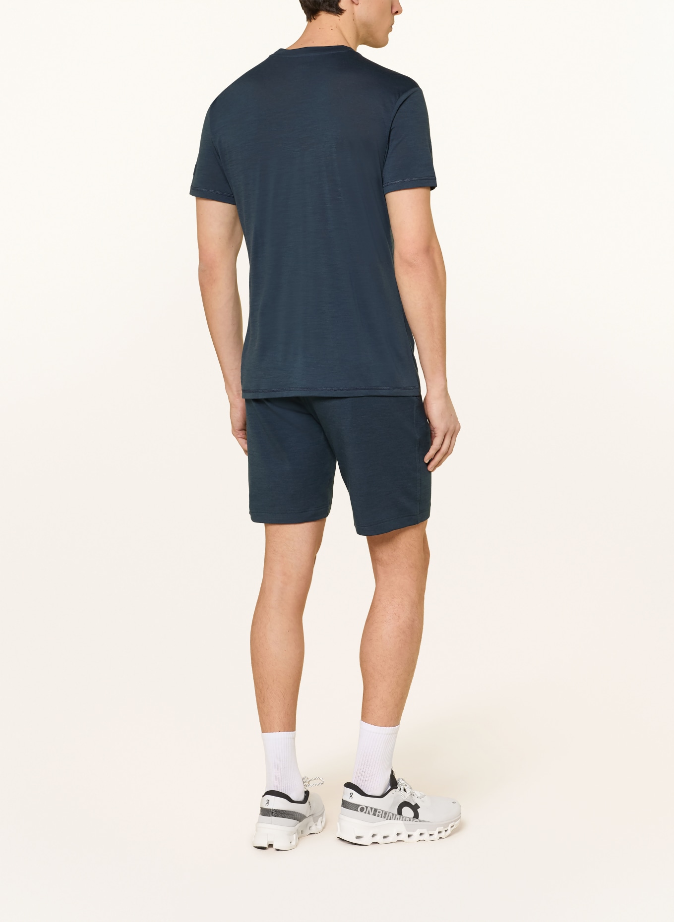 super.natural Koszulka funkcyjna ESSENTIAL z wełną merino: GRANATOWY