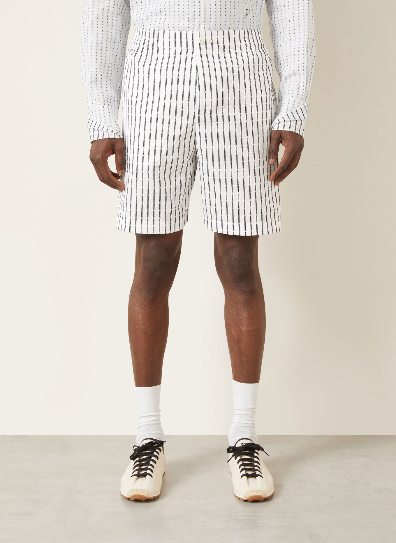 JACQUEMUS Shorts LE SHORT CALECON: WEISS / SCHWARZ