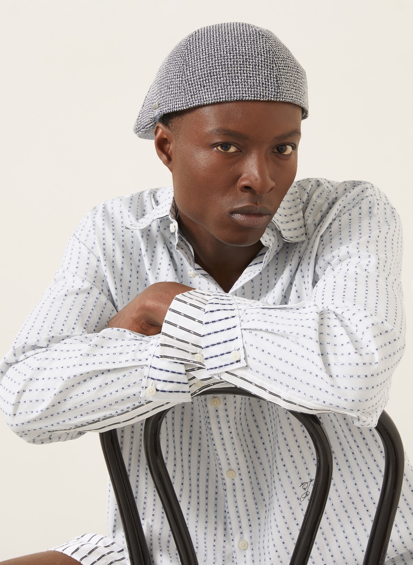 JACQUEMUS Hemd LA CHEMISE LETRO Comfort Fit: WEISS / HELLBLAU / DUNKELBLAU