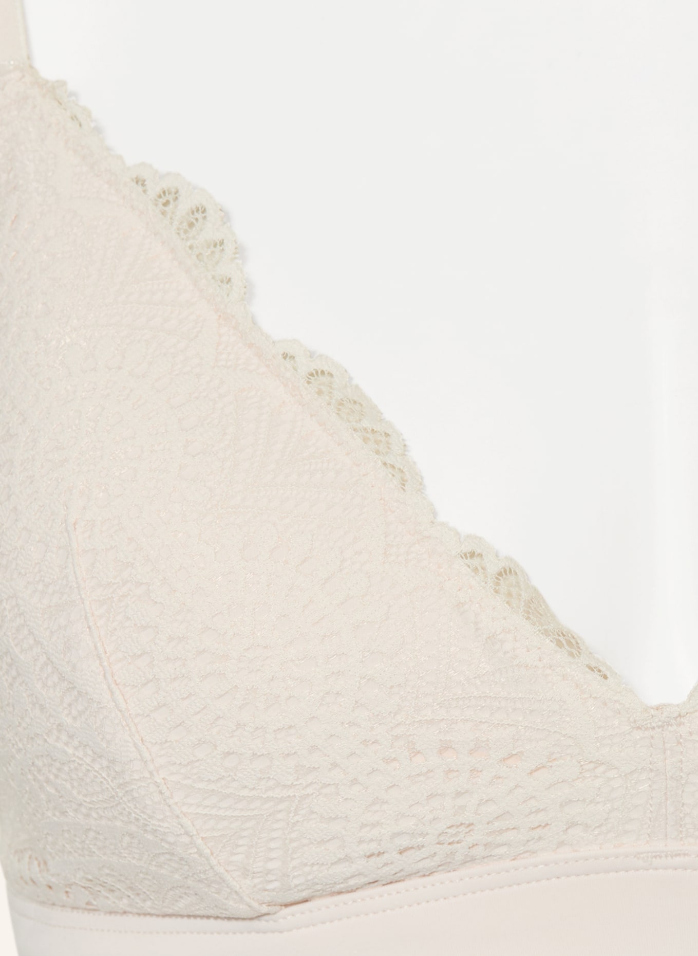 Skiny Trojúhelníková podprsenka MICRONAMENTS: KRÉMOVÁ