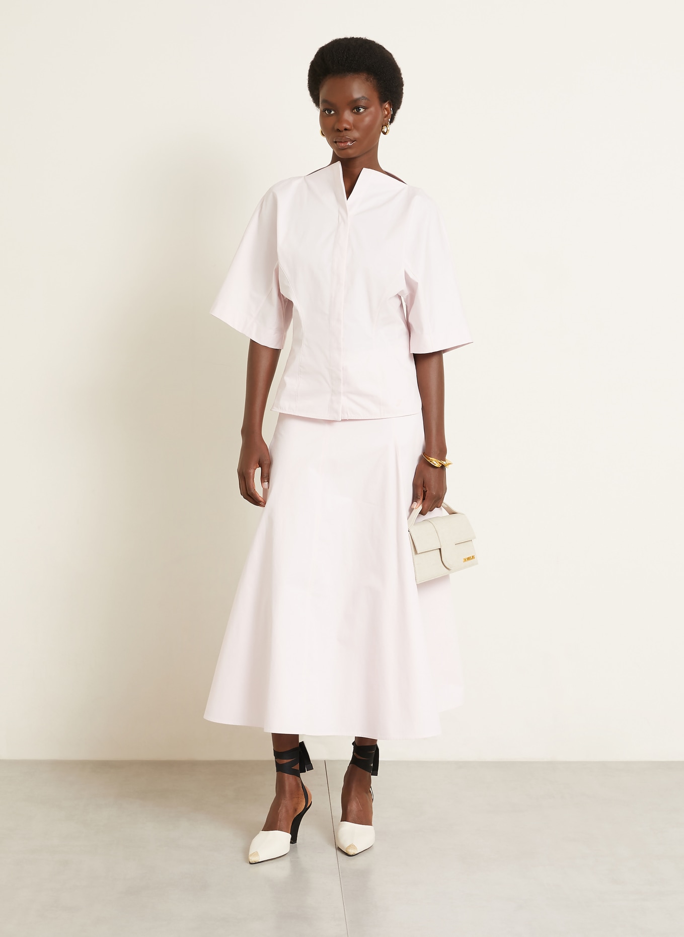 JACQUEMUS LA CHEMISE MOISSON Blouse: LIGHT PINK