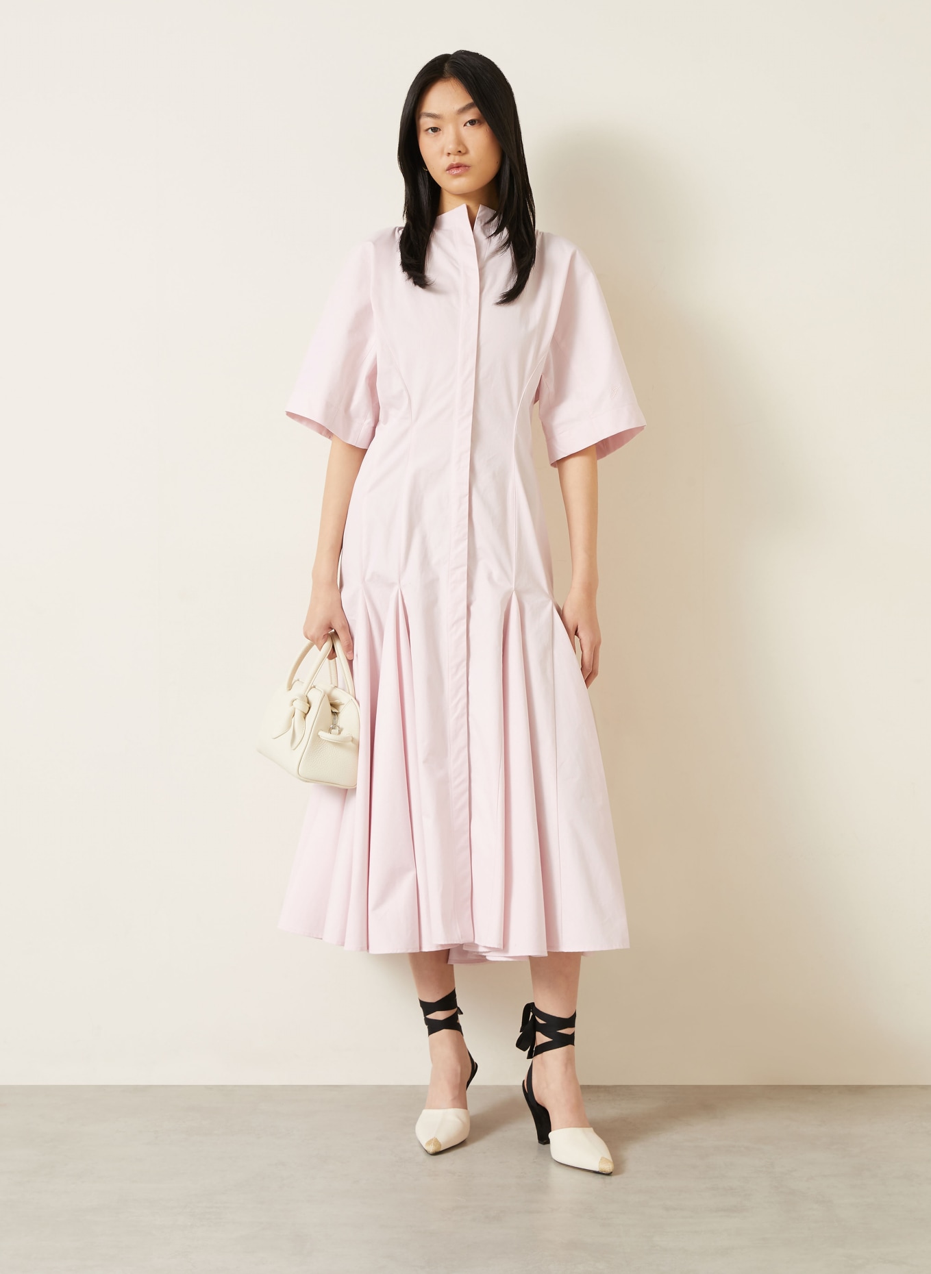 JACQUEMUS Kleid LA ROBE MOISSON: HELLROSA