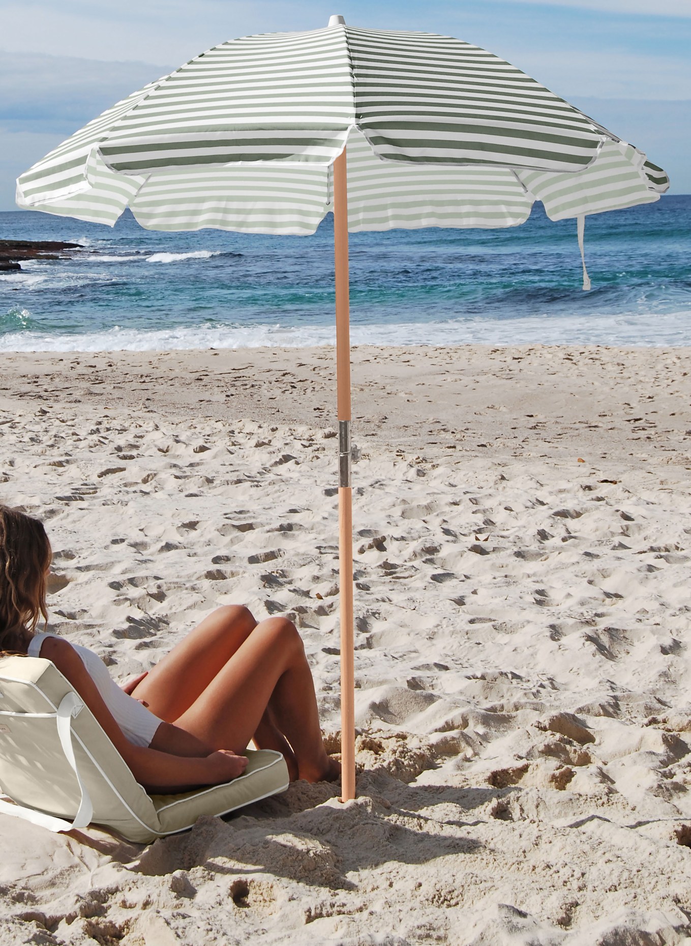 SUNNYLIFE Sonnenschirm LUXE BEACH: HELLGRÜN / WEISS