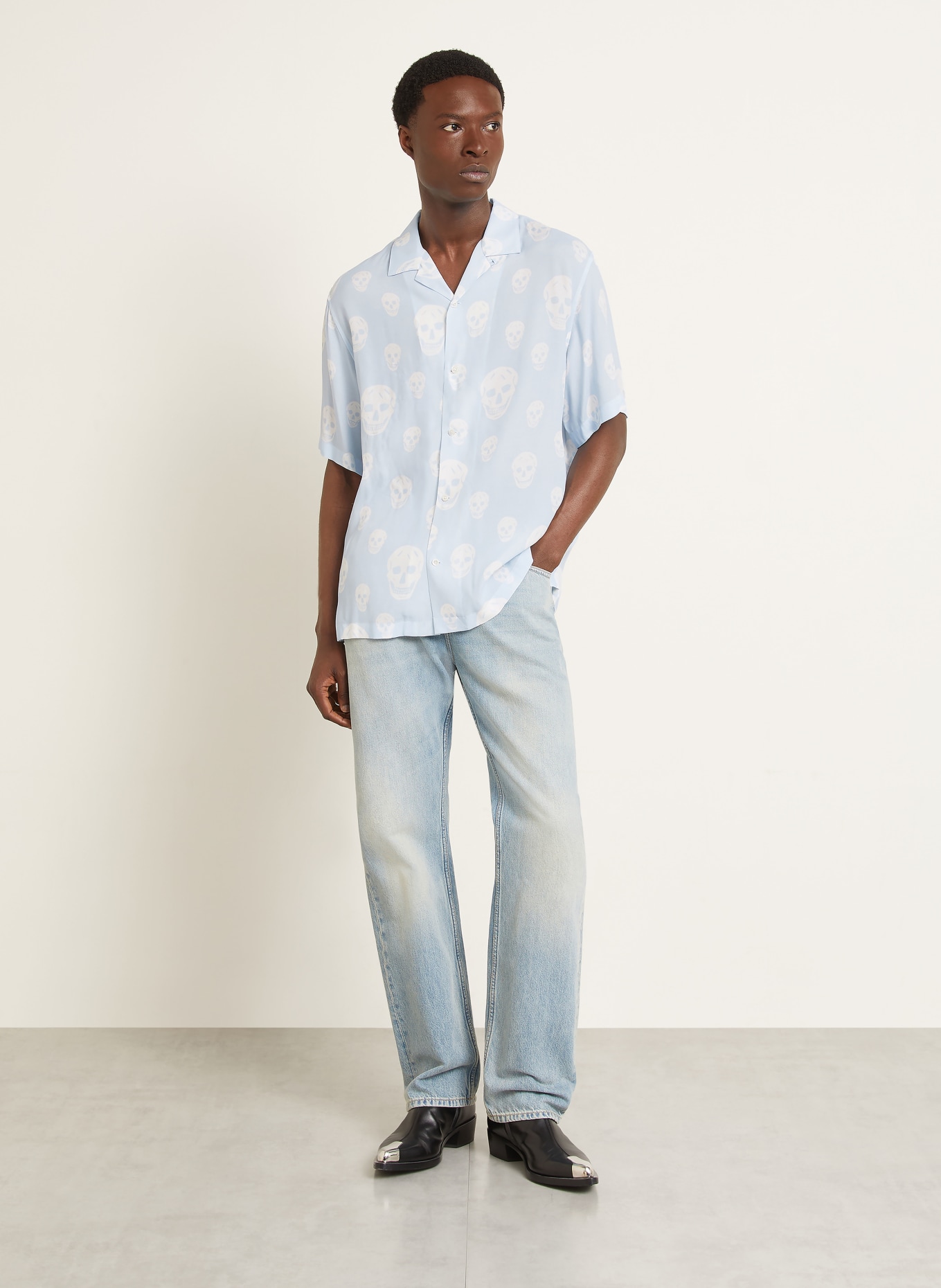 McQUEEN Resorthemd Comfort Fit: HELLBLAU / WEISS