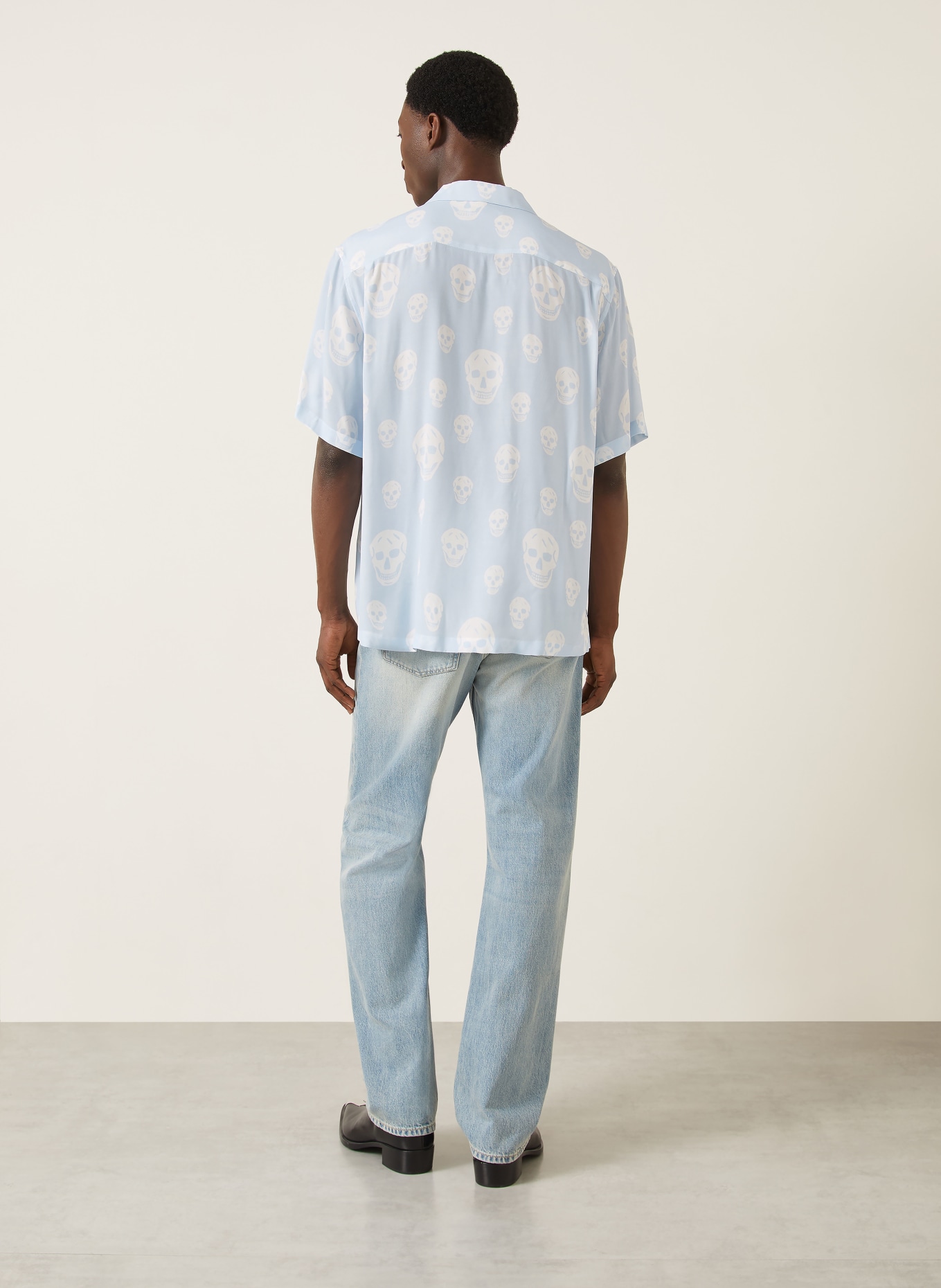 McQUEEN Resorthemd Comfort Fit: HELLBLAU / WEISS