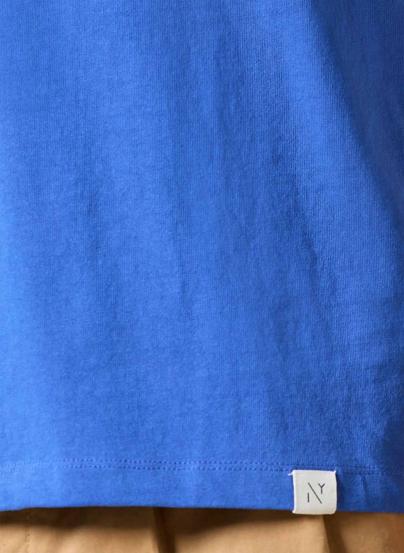 NOWADAYS T-Shirt: BLAU / COGNAC