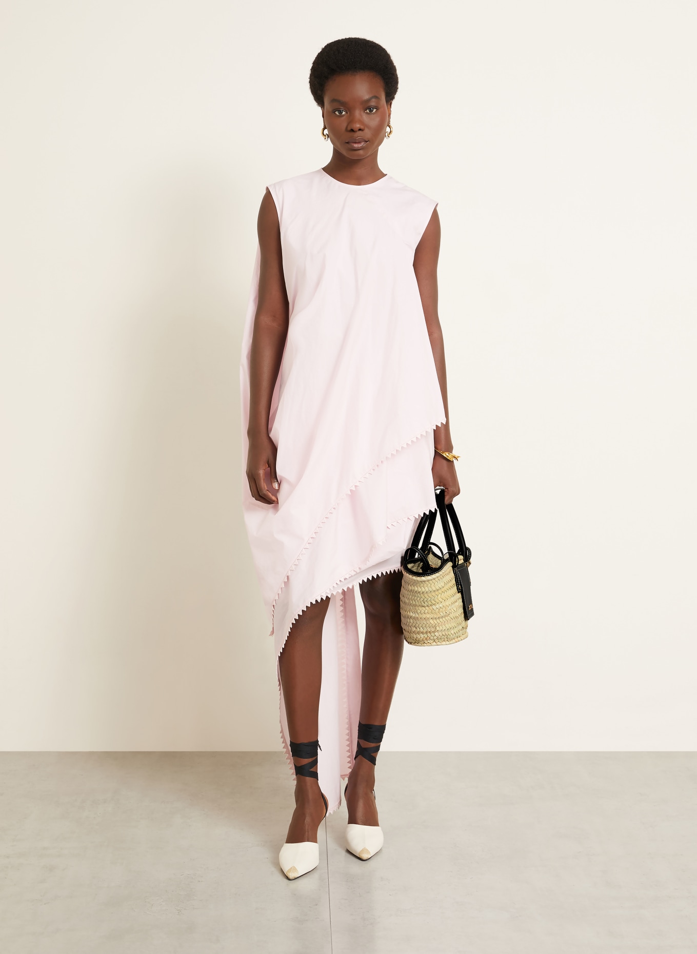 JACQUEMUS Boodschappentas LE PETIT PANIER SOLI: BEIGE / ZWART