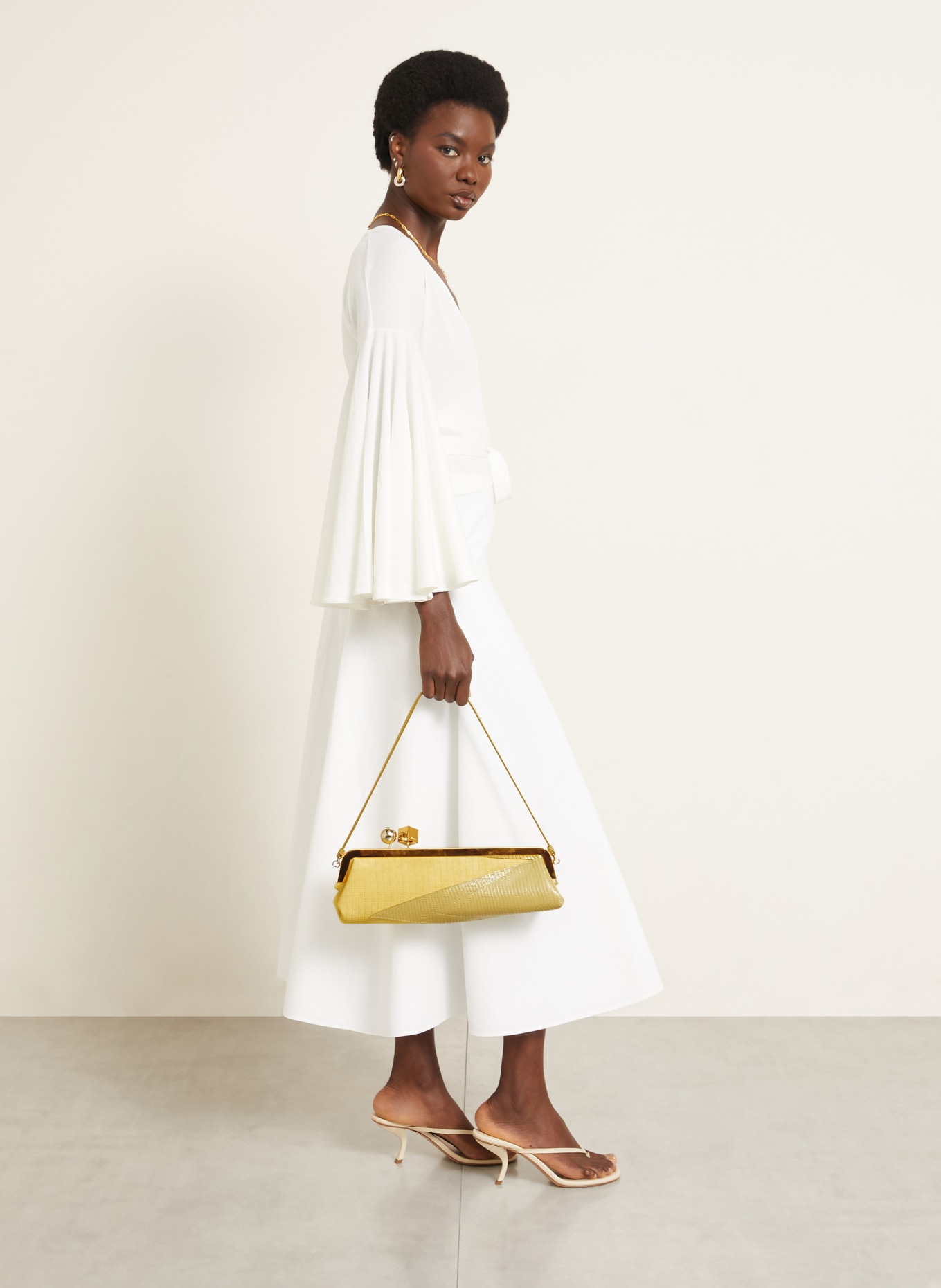 JACQUEMUS Clutch LA POCHETTE SALON MAIS: GEEL / OLIJF