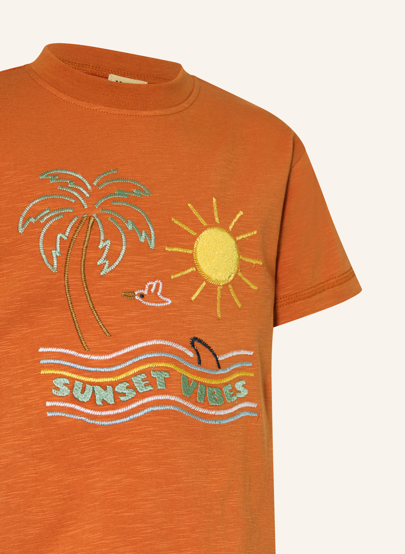 HUST and CLAIRE T-shirt HCARTHUR: ORANJE