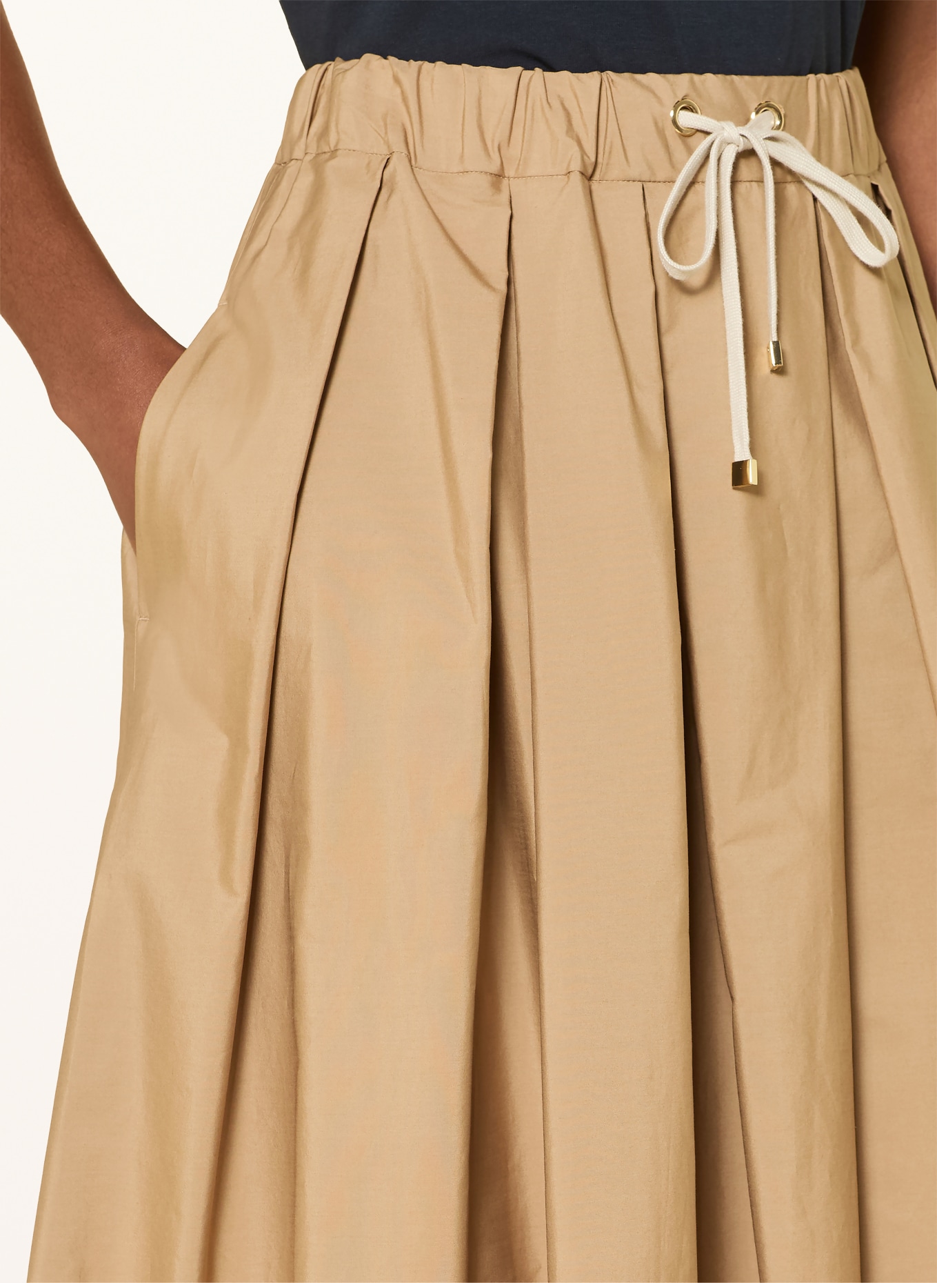 S Max Mara PINETA Pleated Skirt: CAMEL