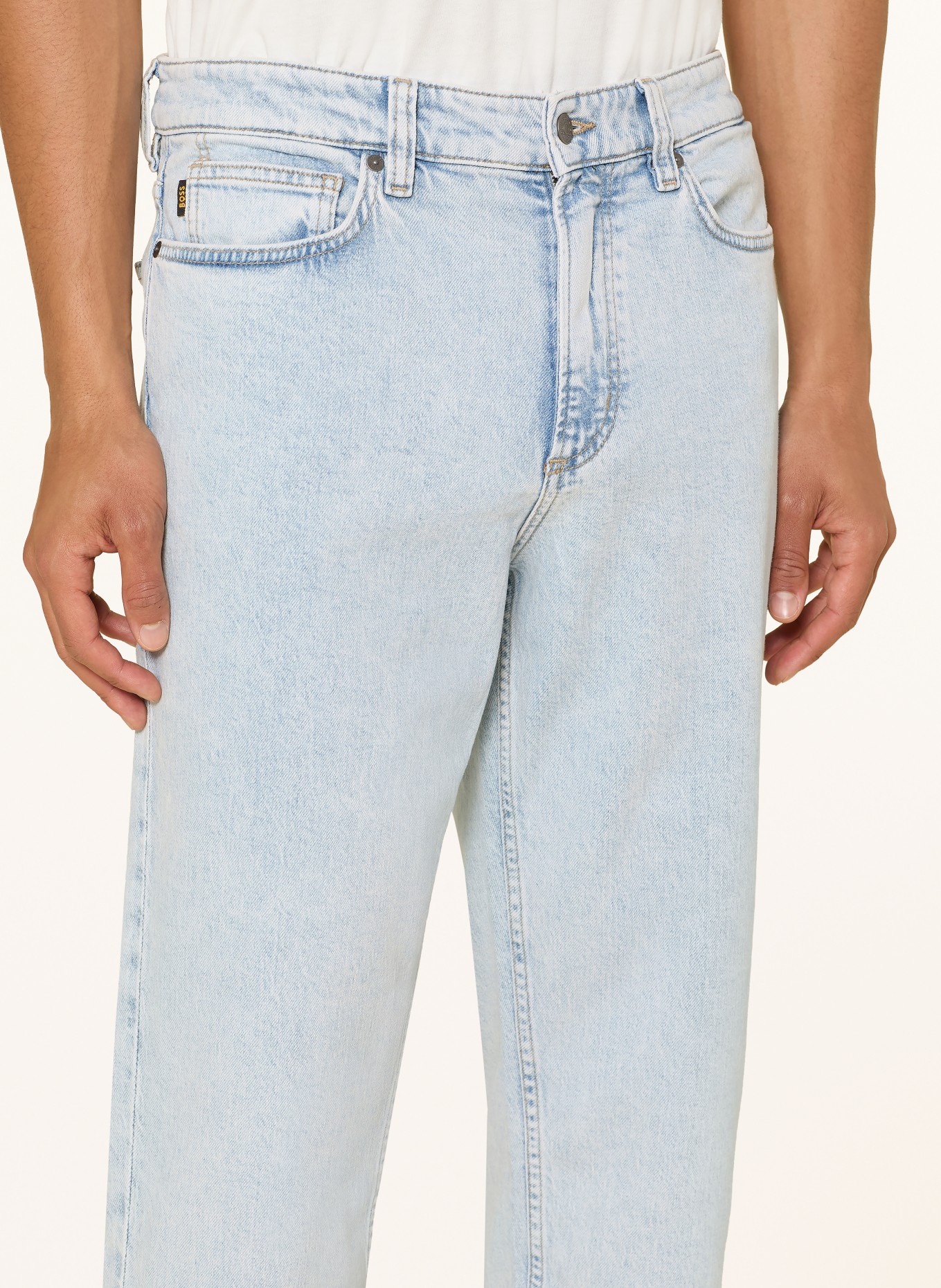 BOSS Jeans ARLO Cropped Taper Fit: 455 LIGHT/PASTEL BLUE