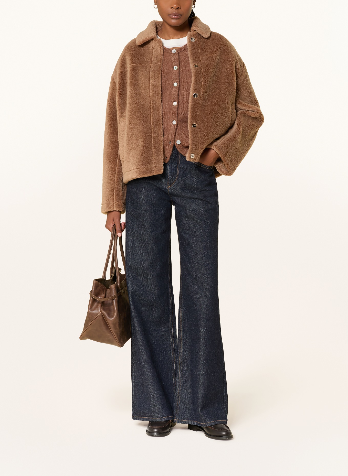 IQ STUDIO Kunstfell-Jacke: BRAUN