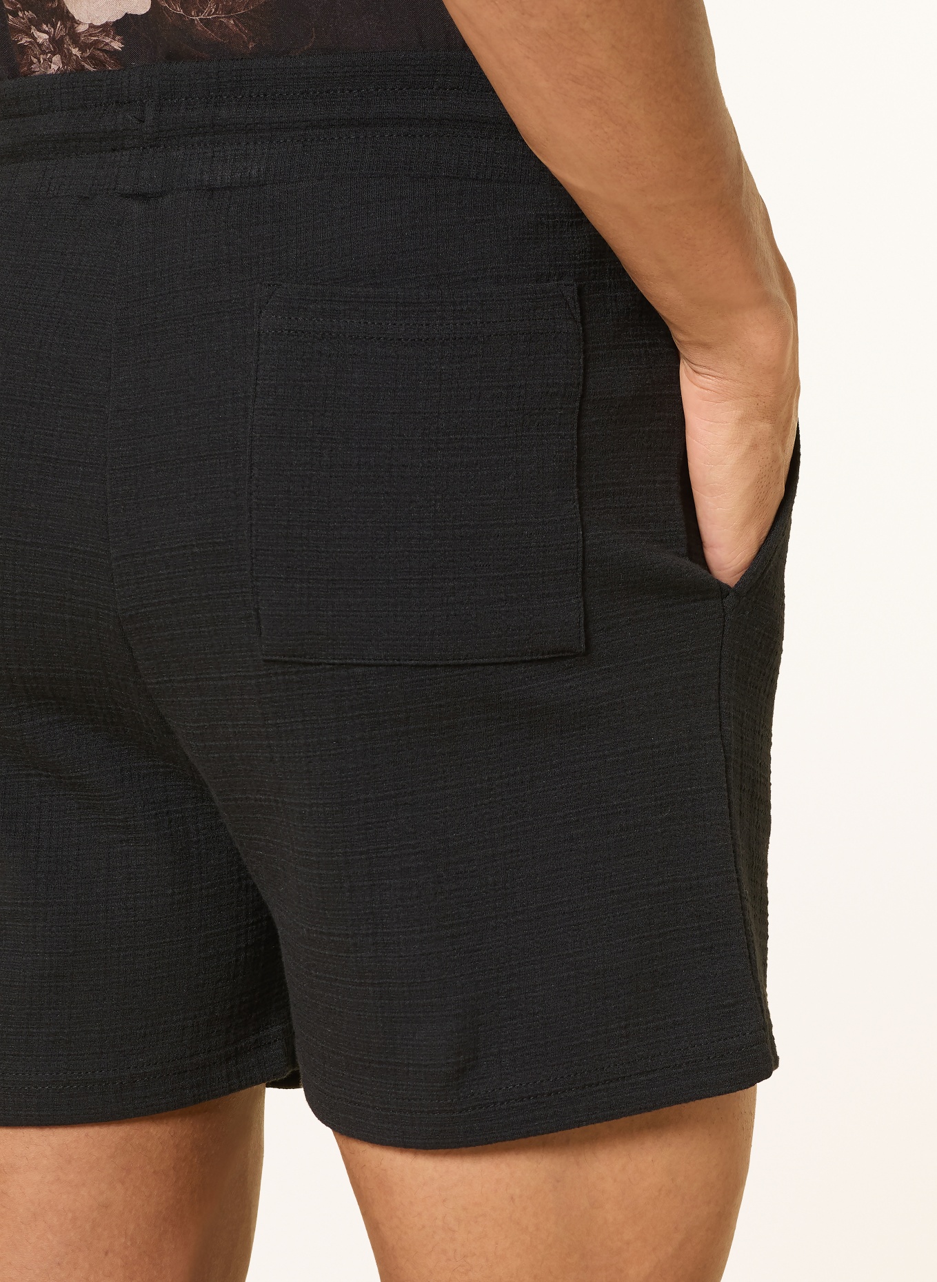 STRELLSON Szorty FILIP: CZARNY