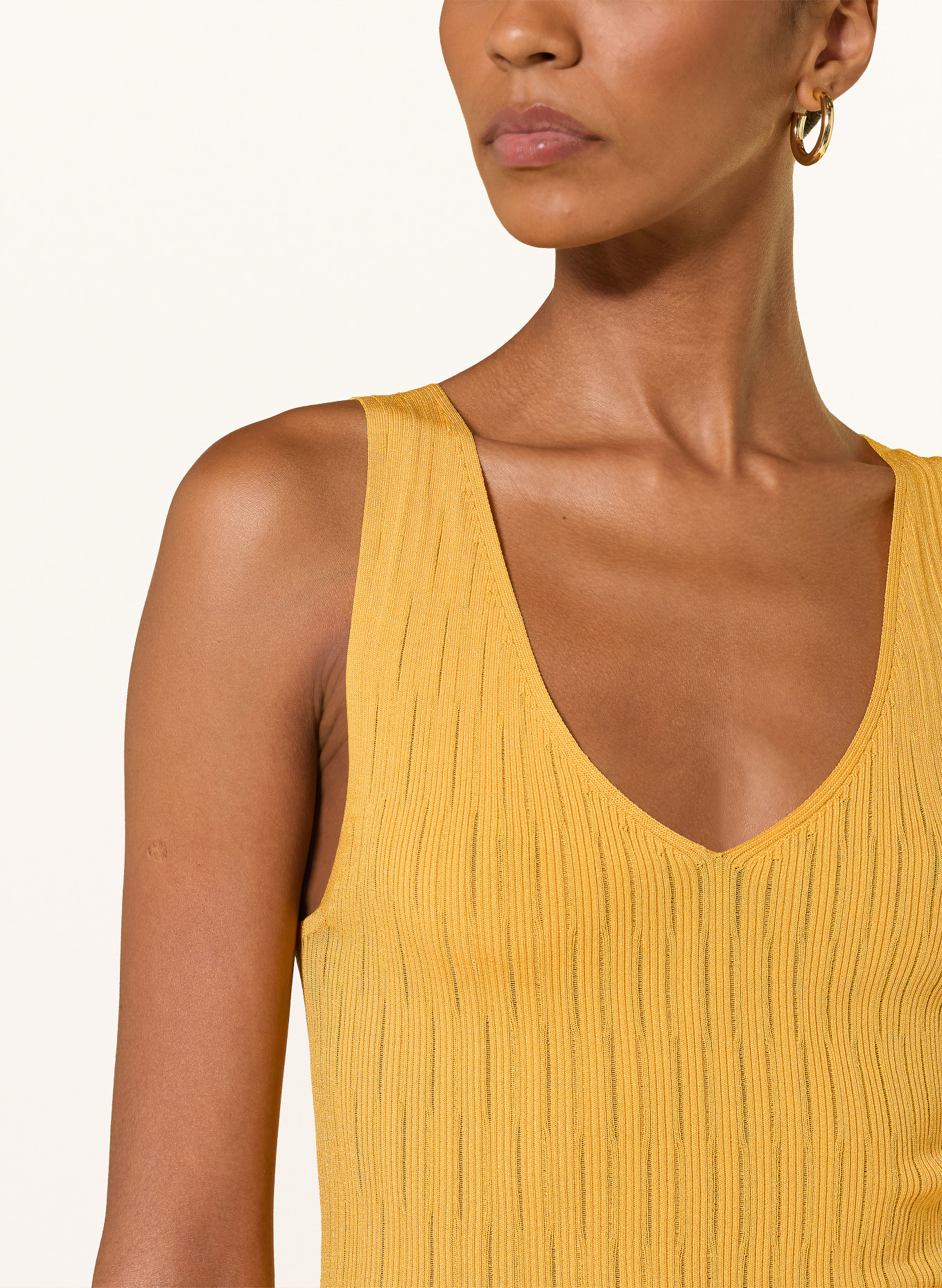 MARC CAIN Stricktop: 441 gold fusion