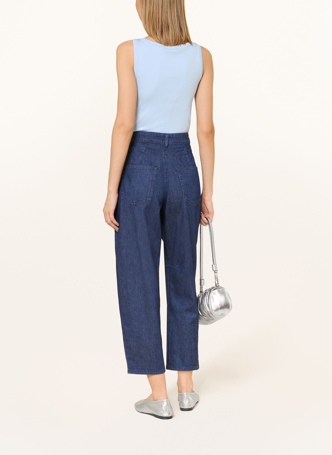 BRAX MEGAN Barrel Jeans: 22 CLEAN DARK BLUE