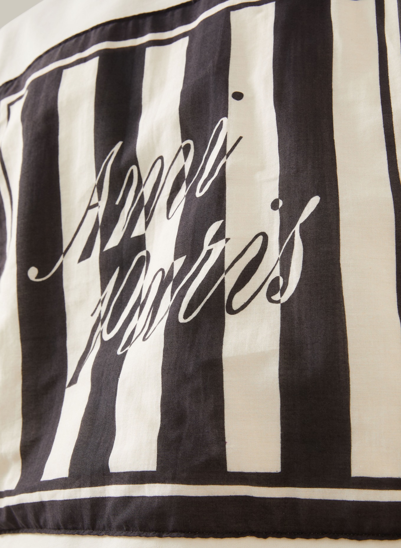 AMI PARIS T-shirt: CRÈME / NOIR