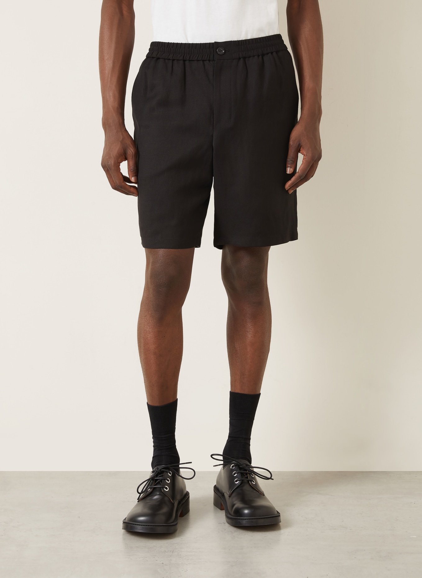 AMI PARIS Shorts: SCHWARZ