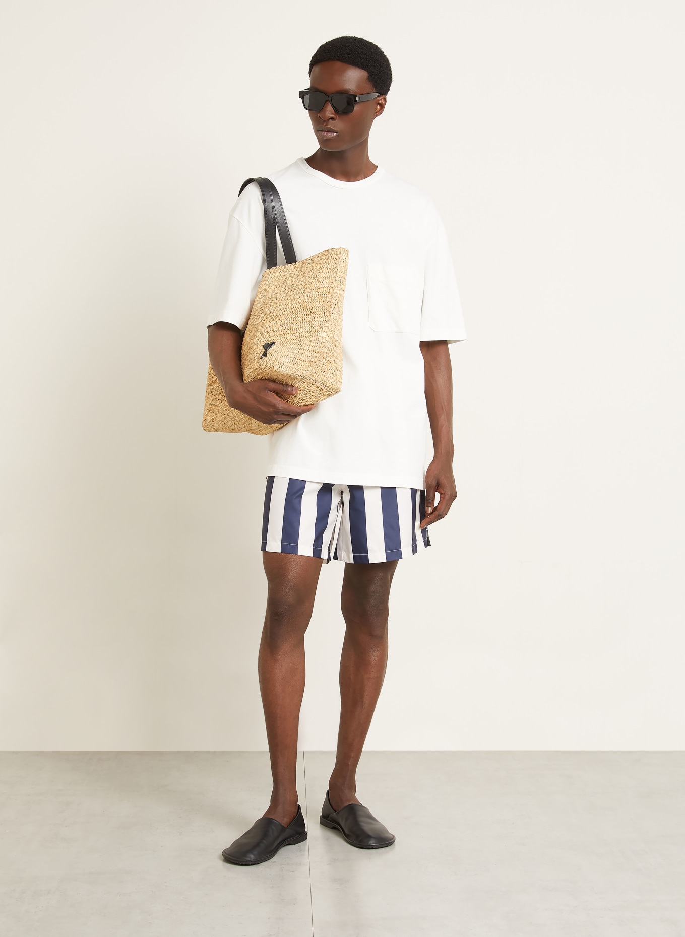 AMI PARIS Swim shorts: WHITE / BLUE