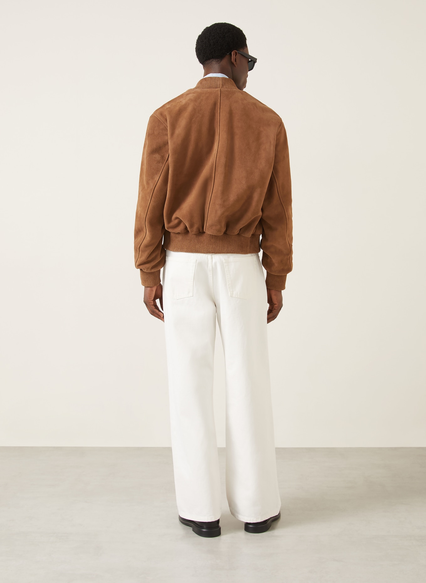 AMI PARIS Jeans Loose Fit: 136 BLANC CREME