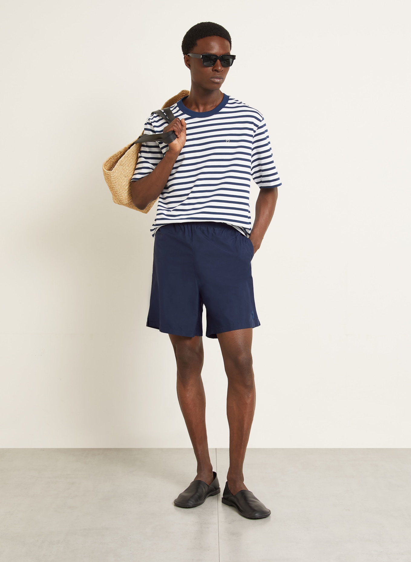 AMI PARIS Swim shorts: DARK BLUE