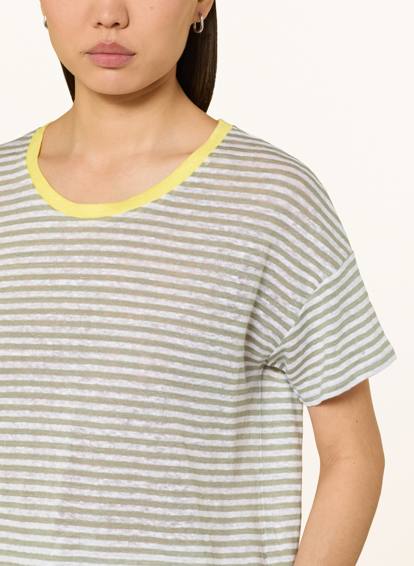 oui T-Shirt aus Leinen: CREME / OLIV