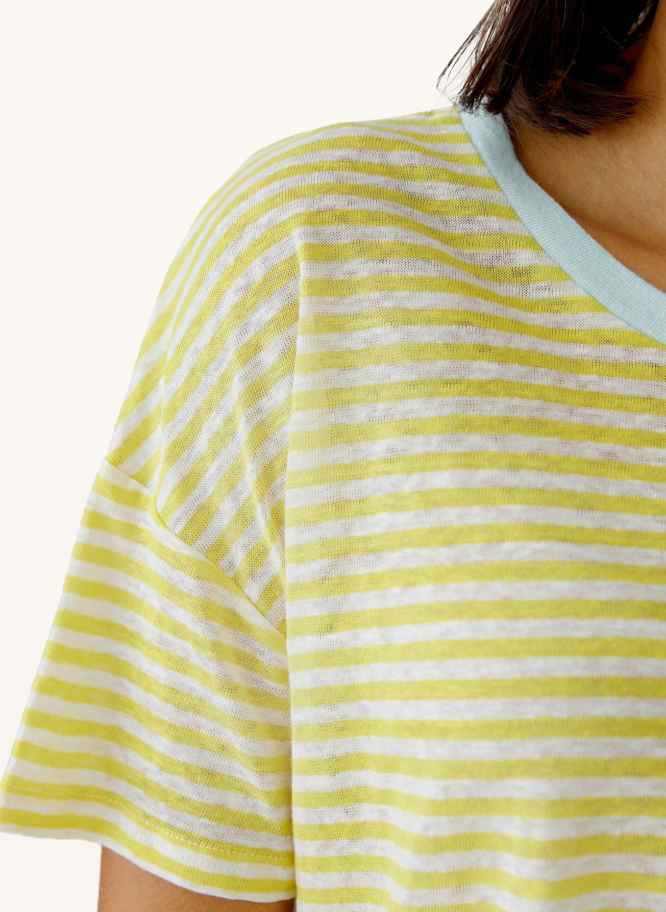 oui T-Shirt aus Leinen: CREME / GELB