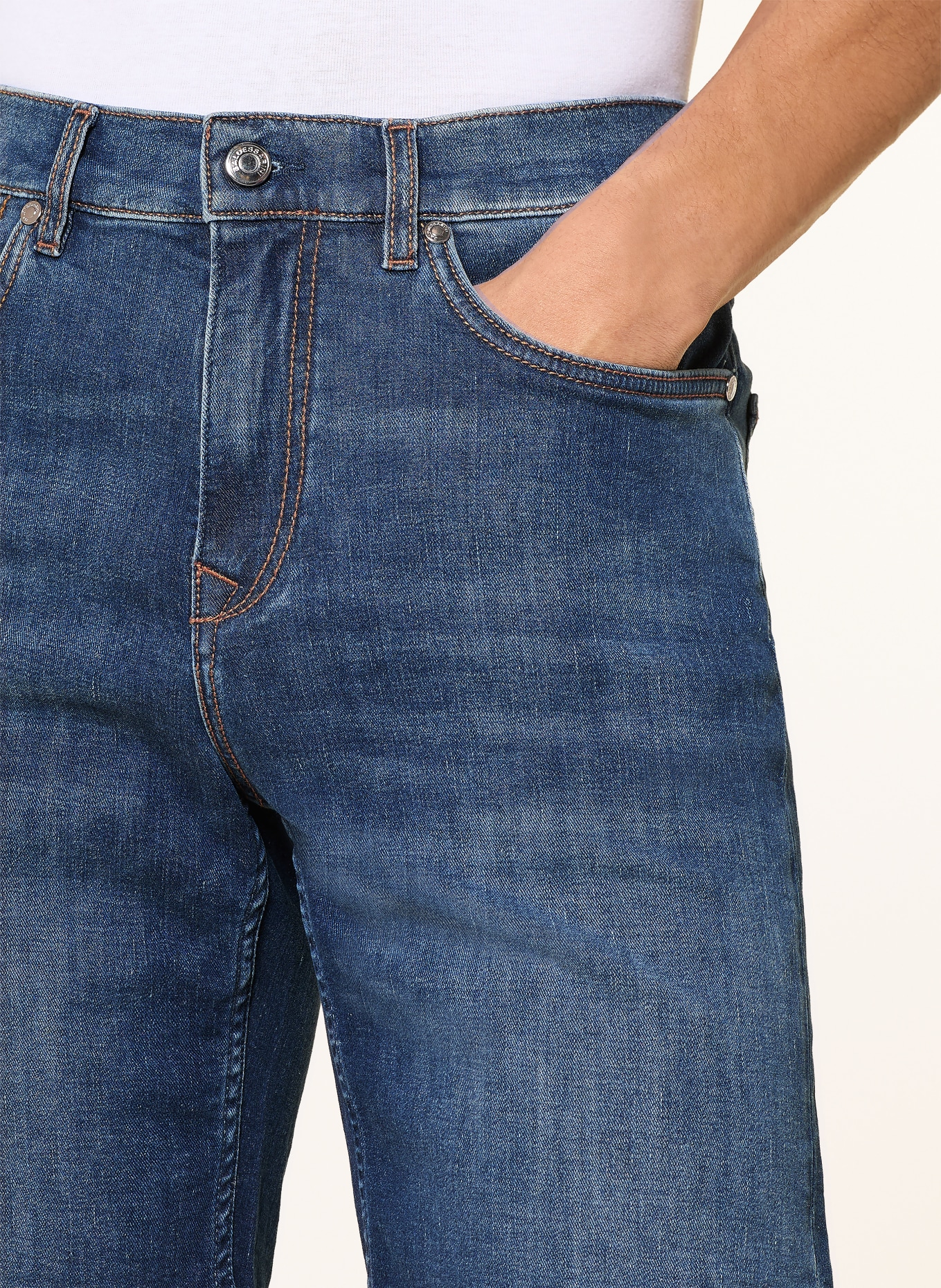 BALDESSARINI Jeansshorts Regular Fit: 6835 ocean blue used whisker