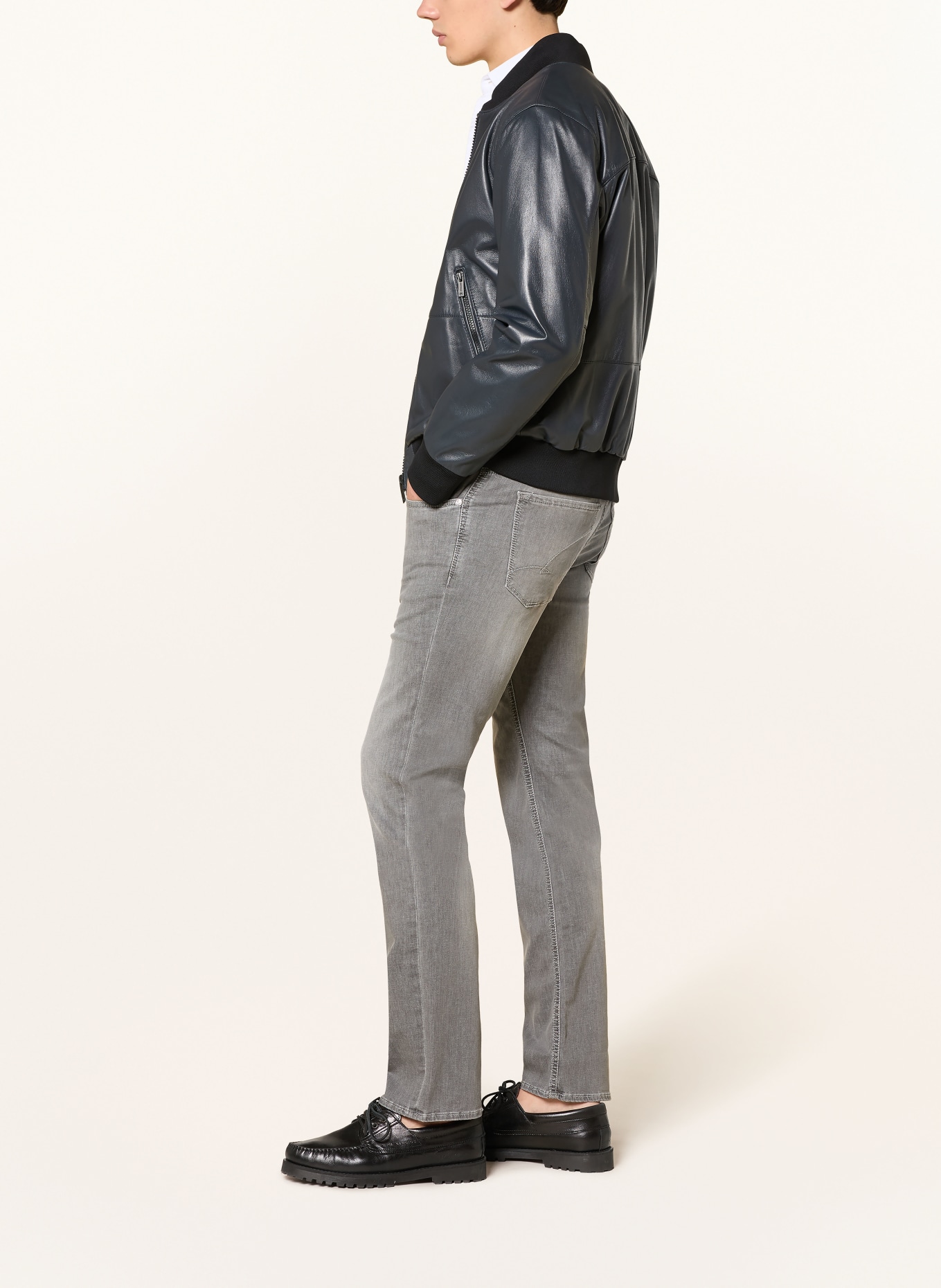 BALDESSARINI Jeans Regular Fit: 9846 light grey used mustache