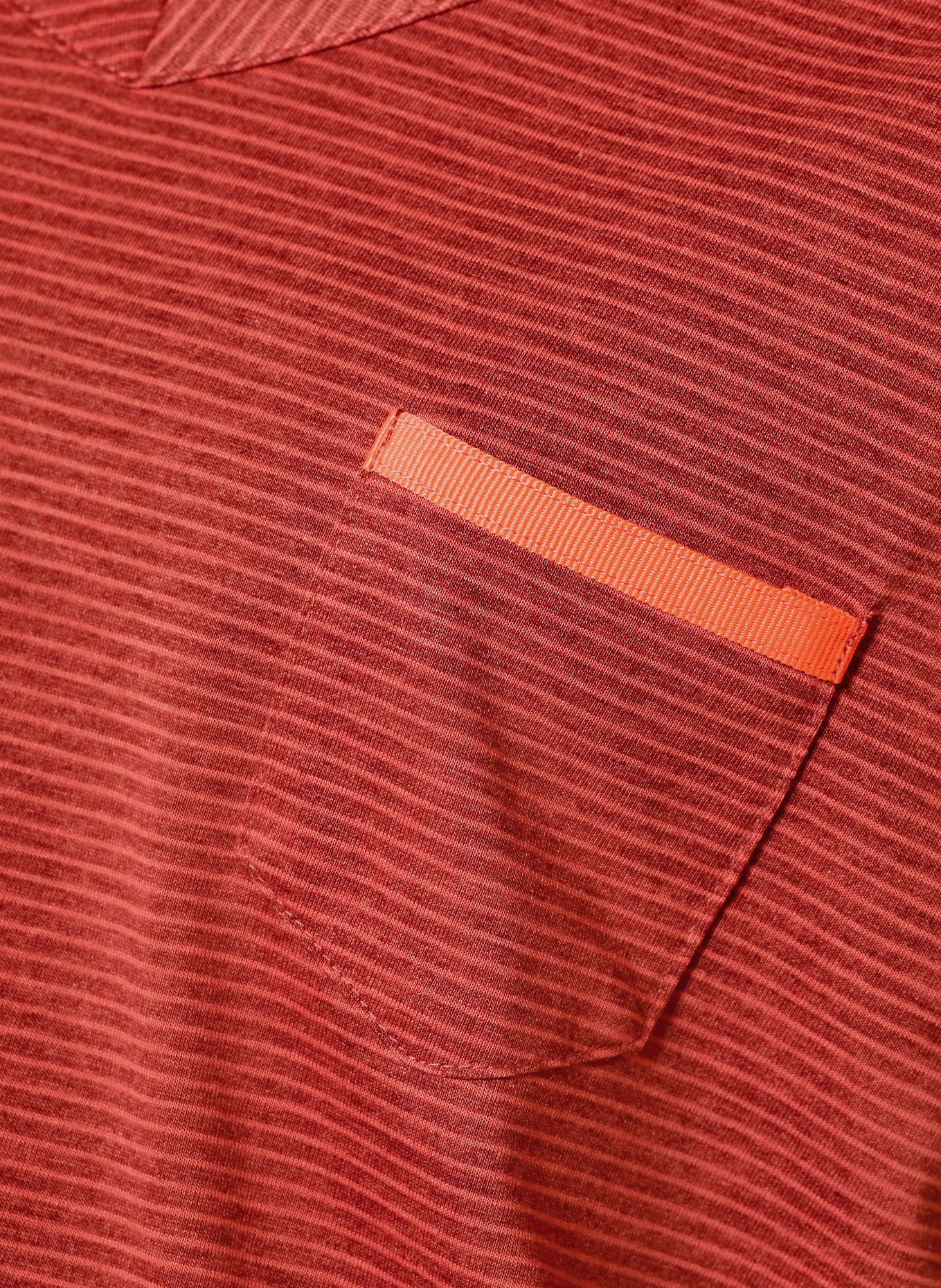 me°ru' T-Shirt RUNDU WB: RED / LIGHT RED