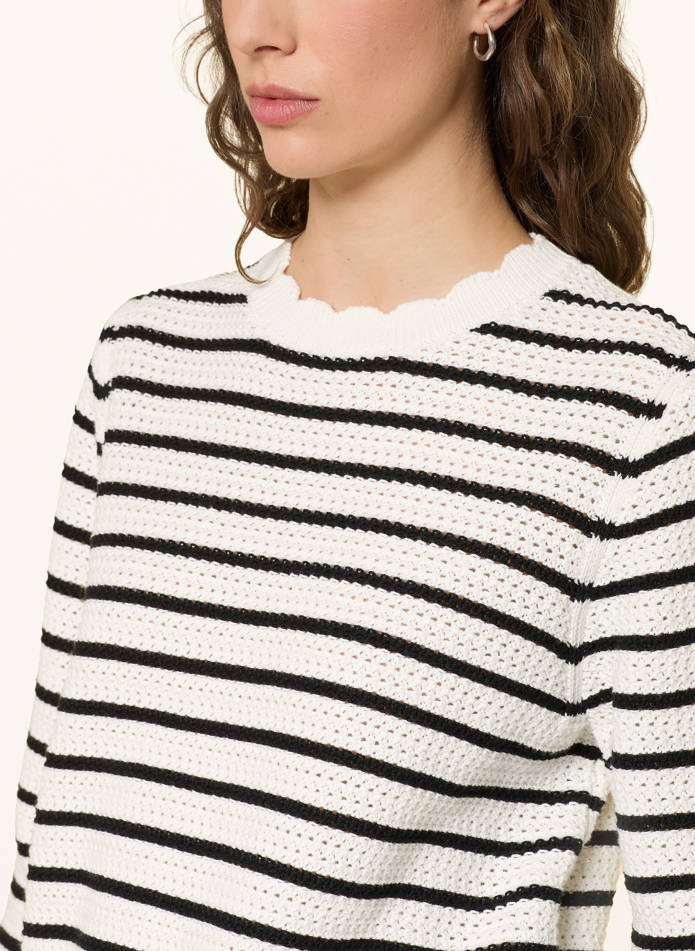 DRYKORN Pullover VILSA: ECRU / SCHWARZ