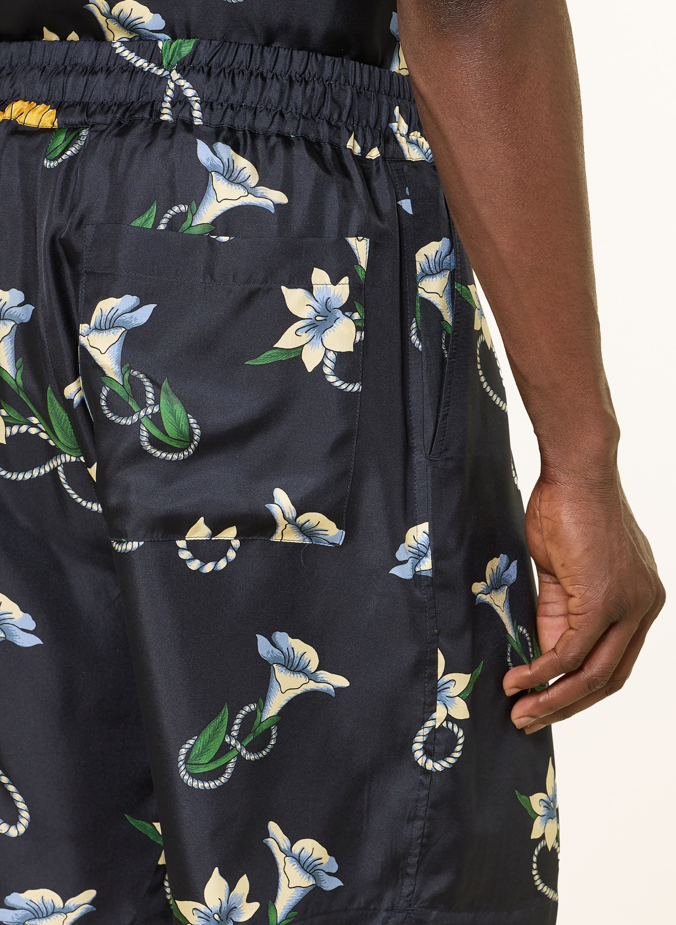 DRÔLE DE MONSIEUR Silk shorts: DARK BLUE / YELLOW / GREEN
