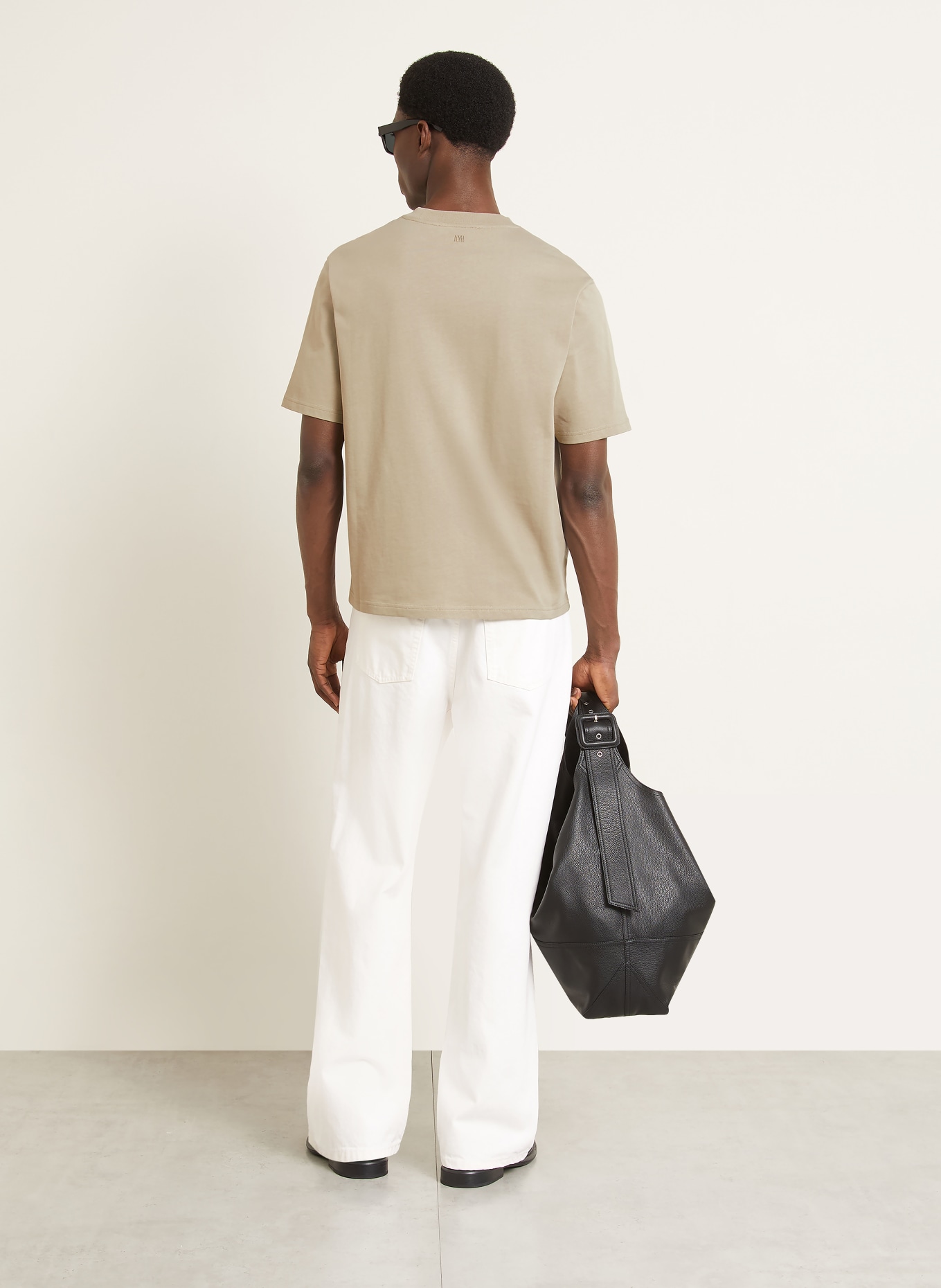 AMI PARIS T-Shirt: TAUPE