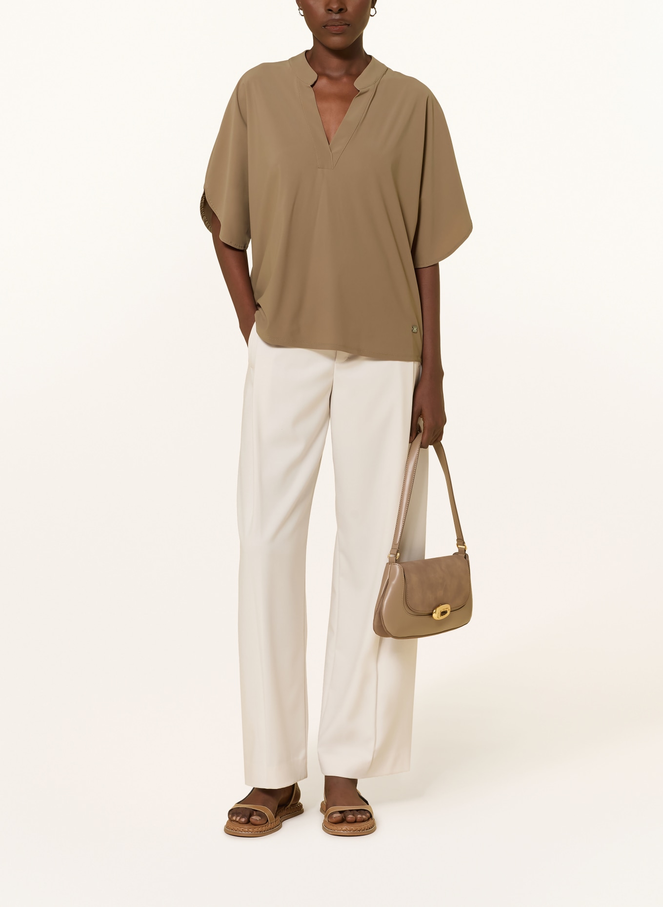 RAFFAELLO ROSSI Tričko s límečkem LOUI: ČERNOŠEDÁ