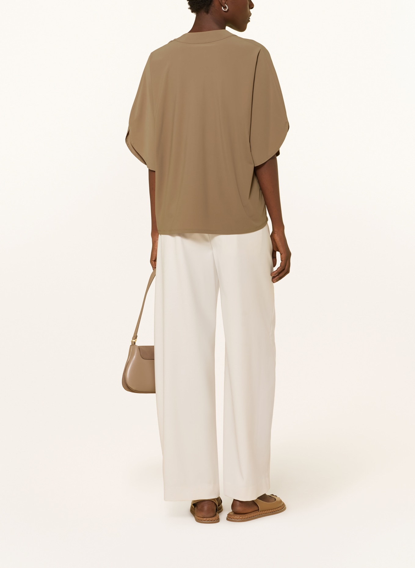 RAFFAELLO ROSSI Tričko s límečkem LOUI: ČERNOŠEDÁ