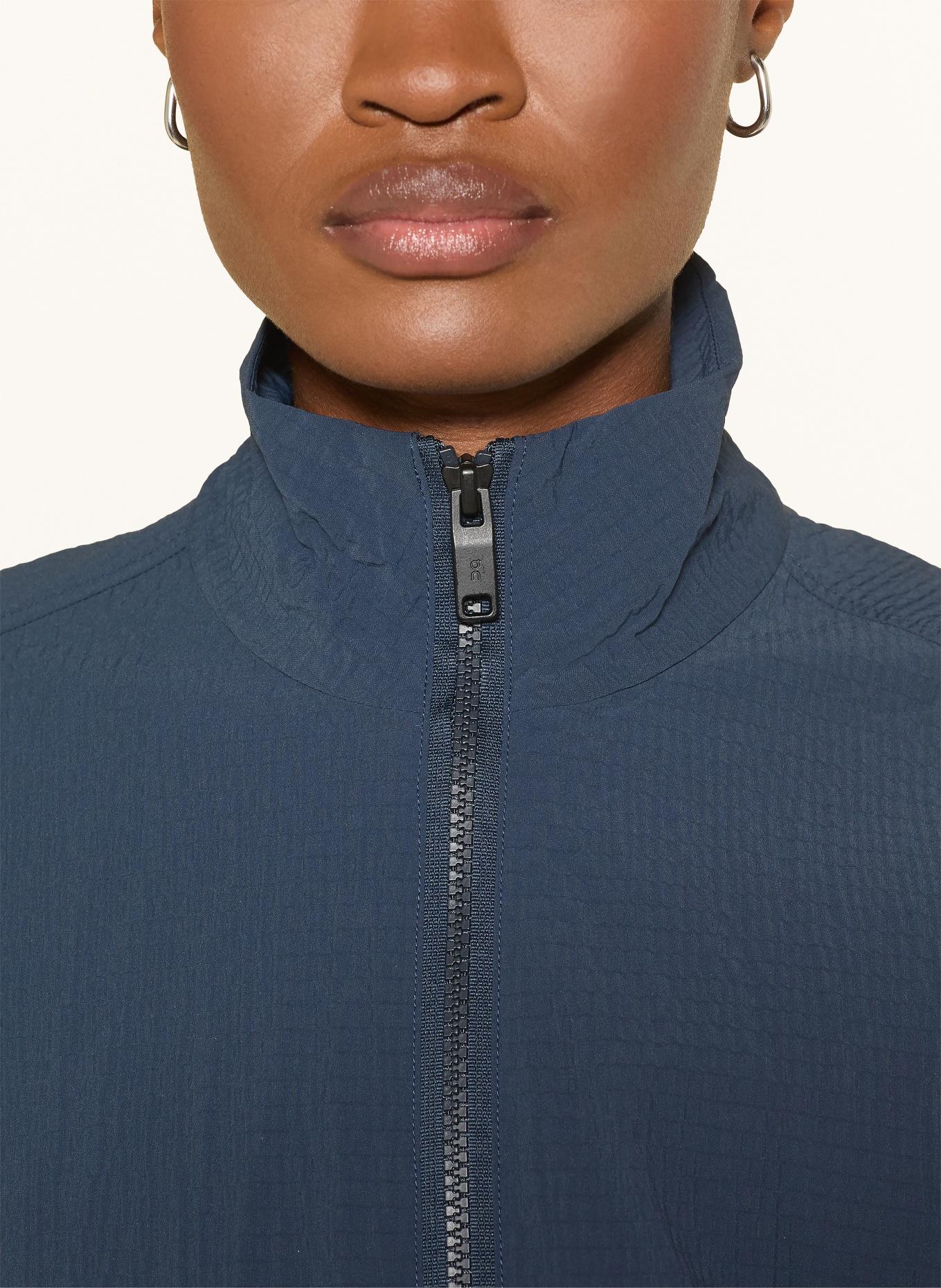 On Tennisjacke COURTSIDE 1/2 ZIP EAZE: SCHWARZ