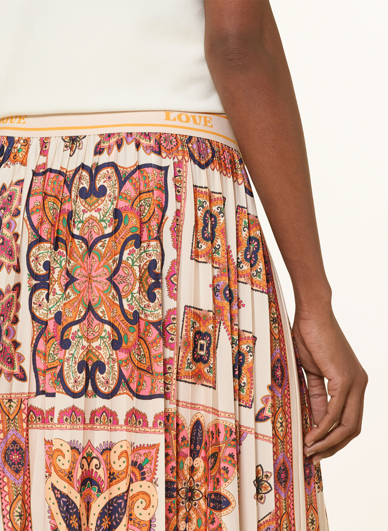 Miss Lagotte plisovaná sukně: BÉŽOVÁ / FIALOVÁ / ORANŽOVÁ