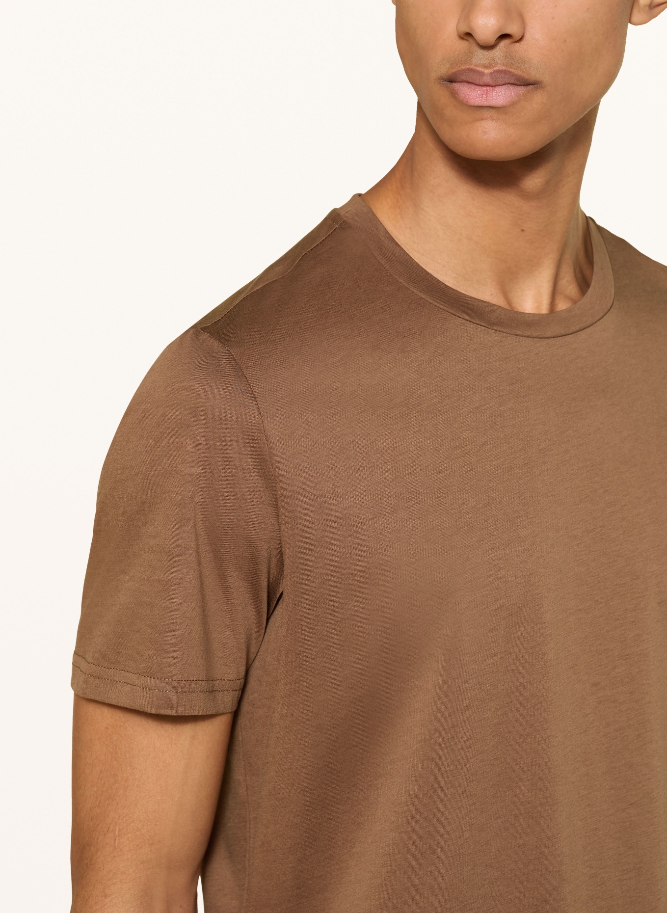 DISTRETTO 12 T-Shirt MENTA: BRAUN