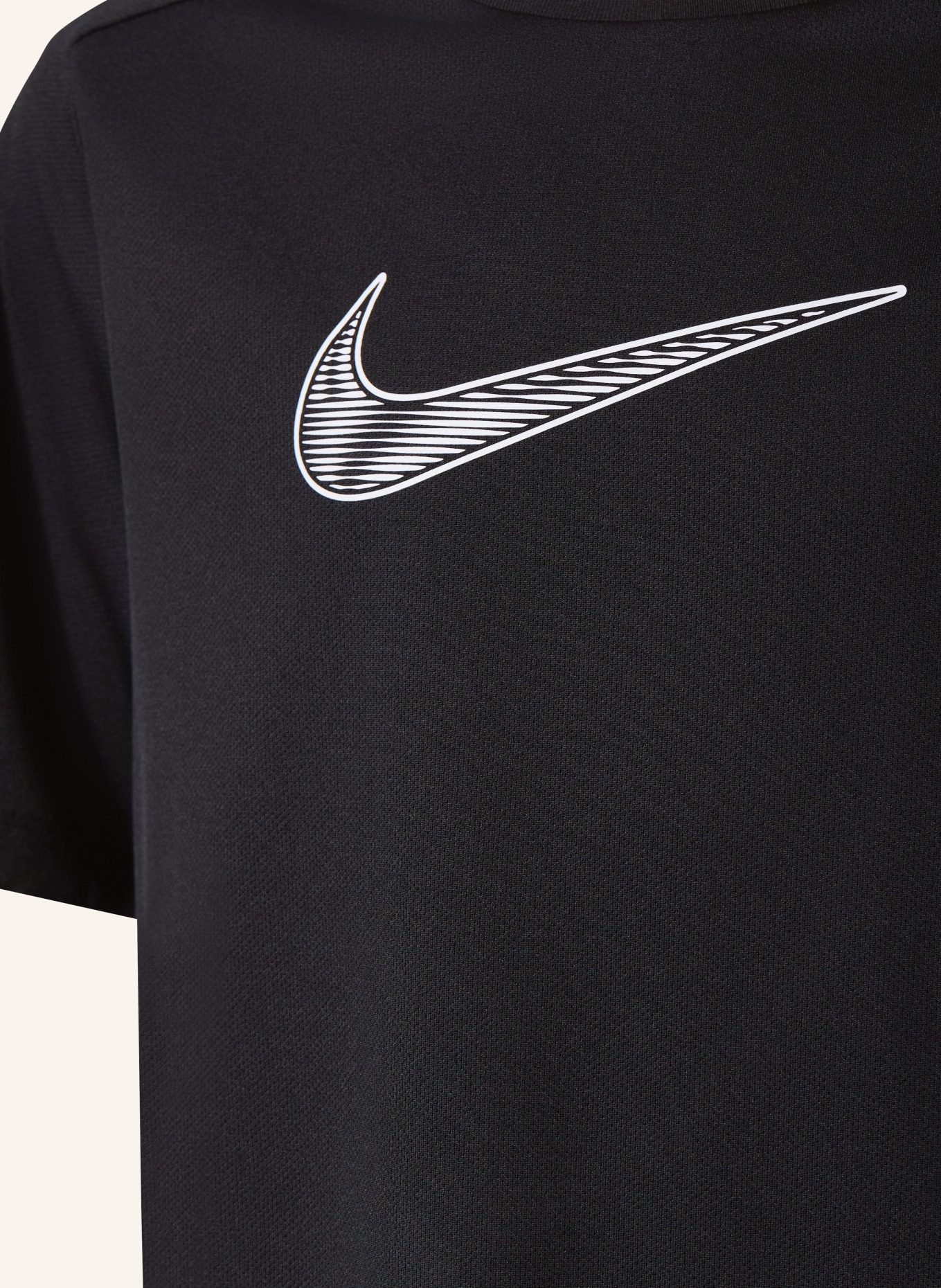 Nike T-Shirt: SCHWARZ / WEISS