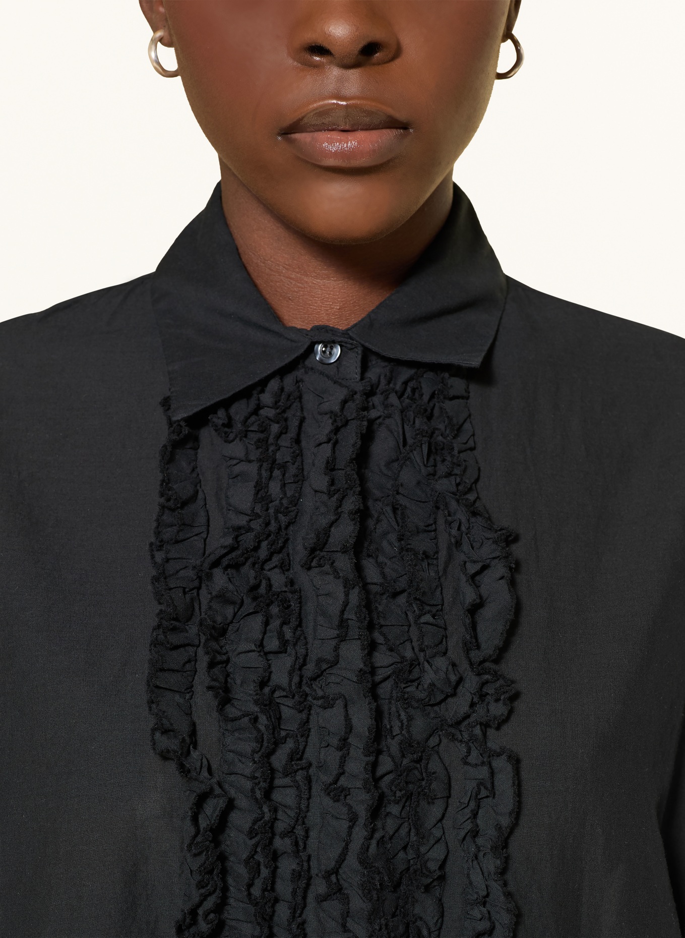 SoSUE Hemdbluse ANTONIA mit Rüschen: SCHWARZ