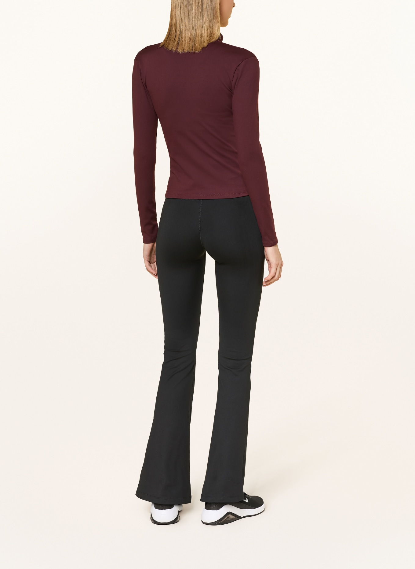 Nike Legíny: ČERNÁ