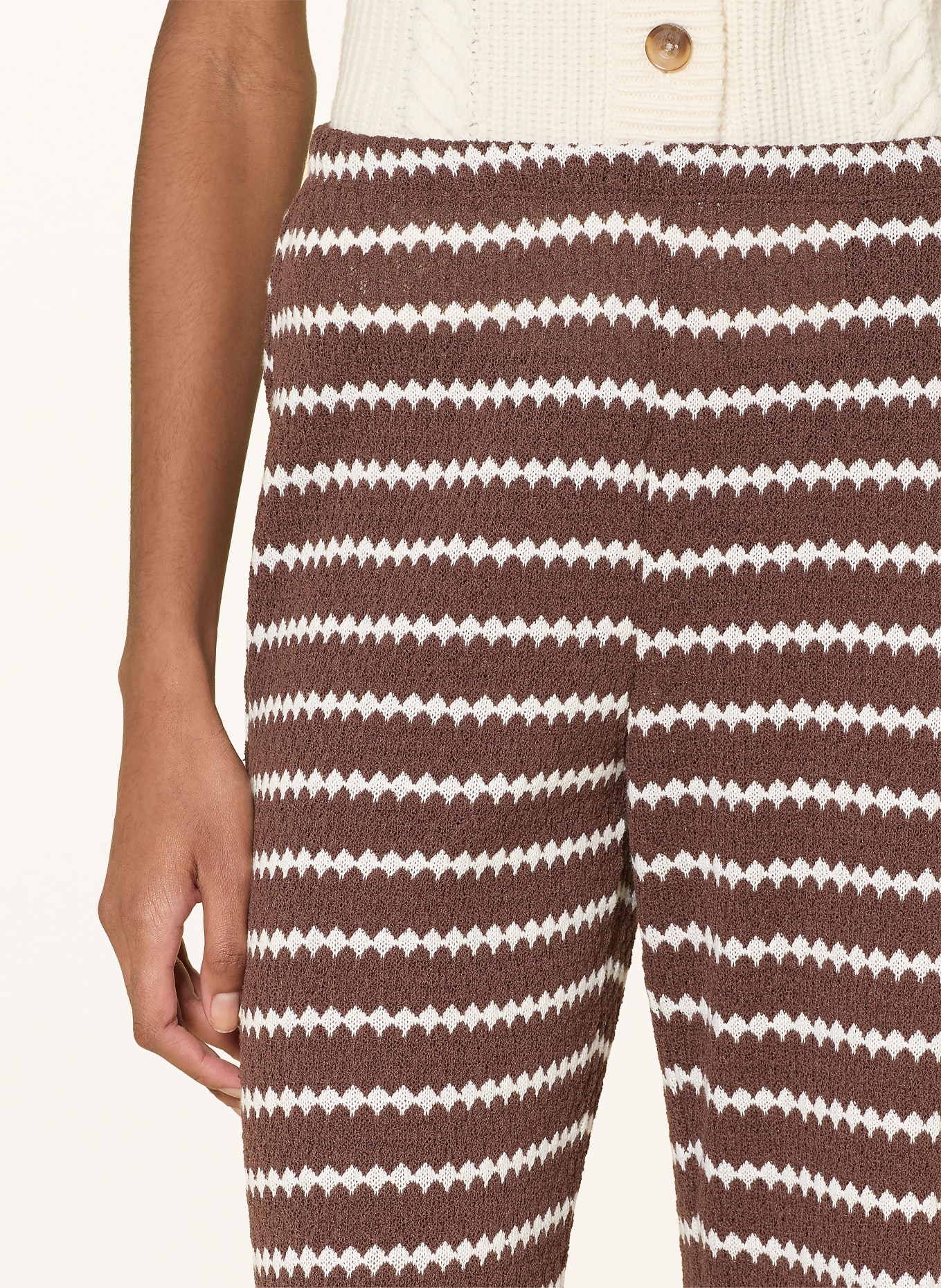 ONLY Pletené kalhoty: TMAVĚ HNĚDÁ / BÍLÁ